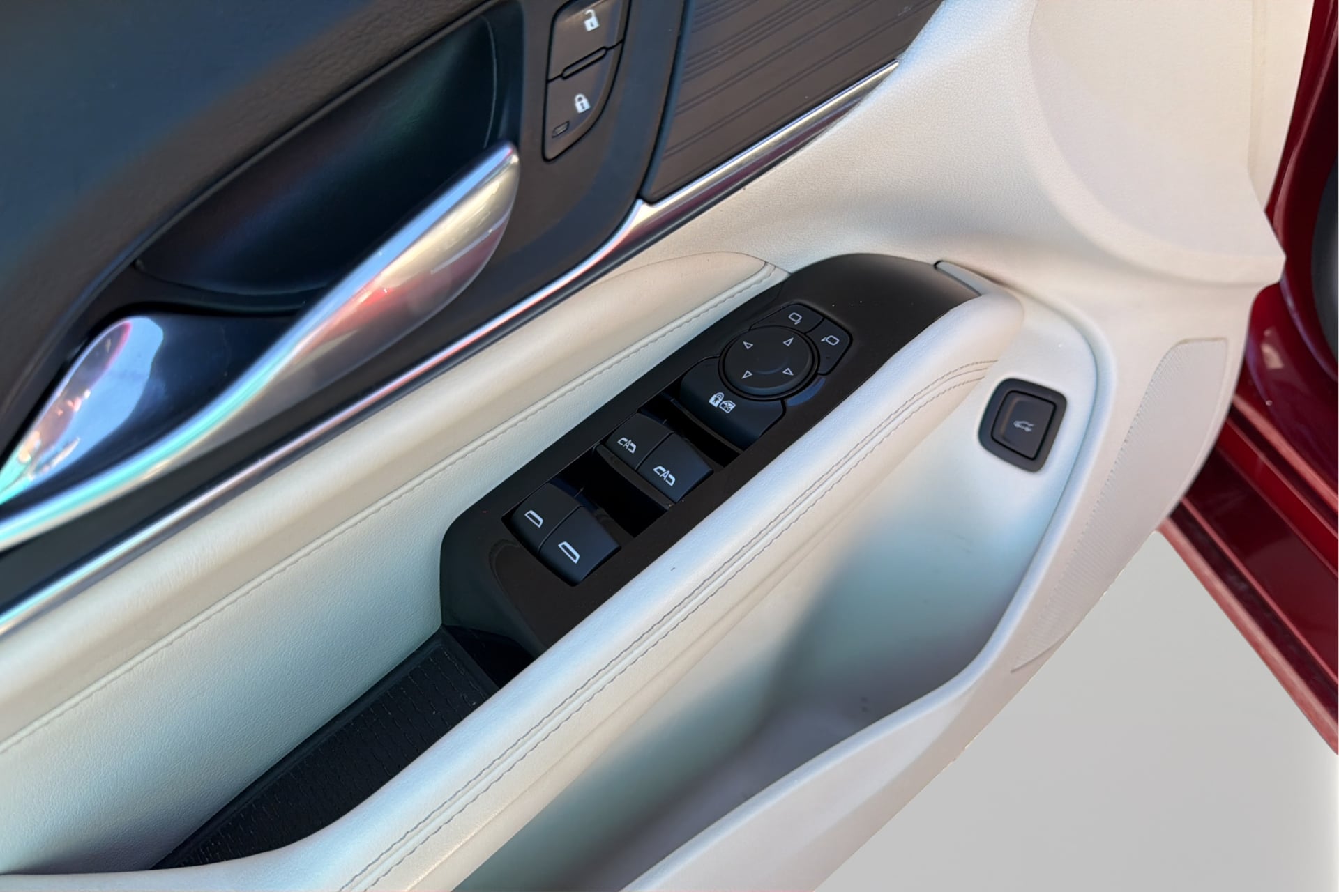 Cadillac CT4 photo 19