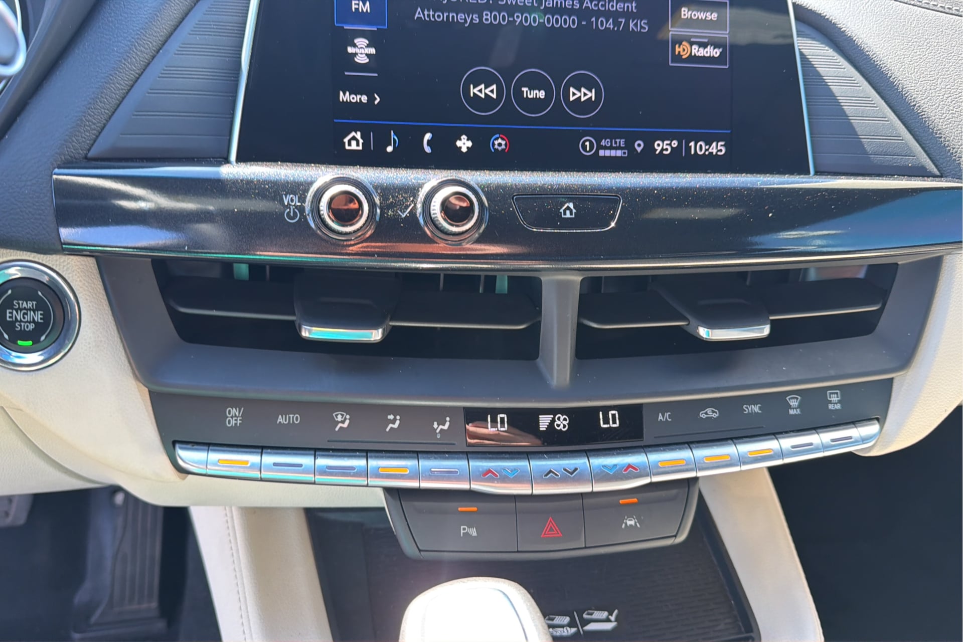 Cadillac CT4 photo 28