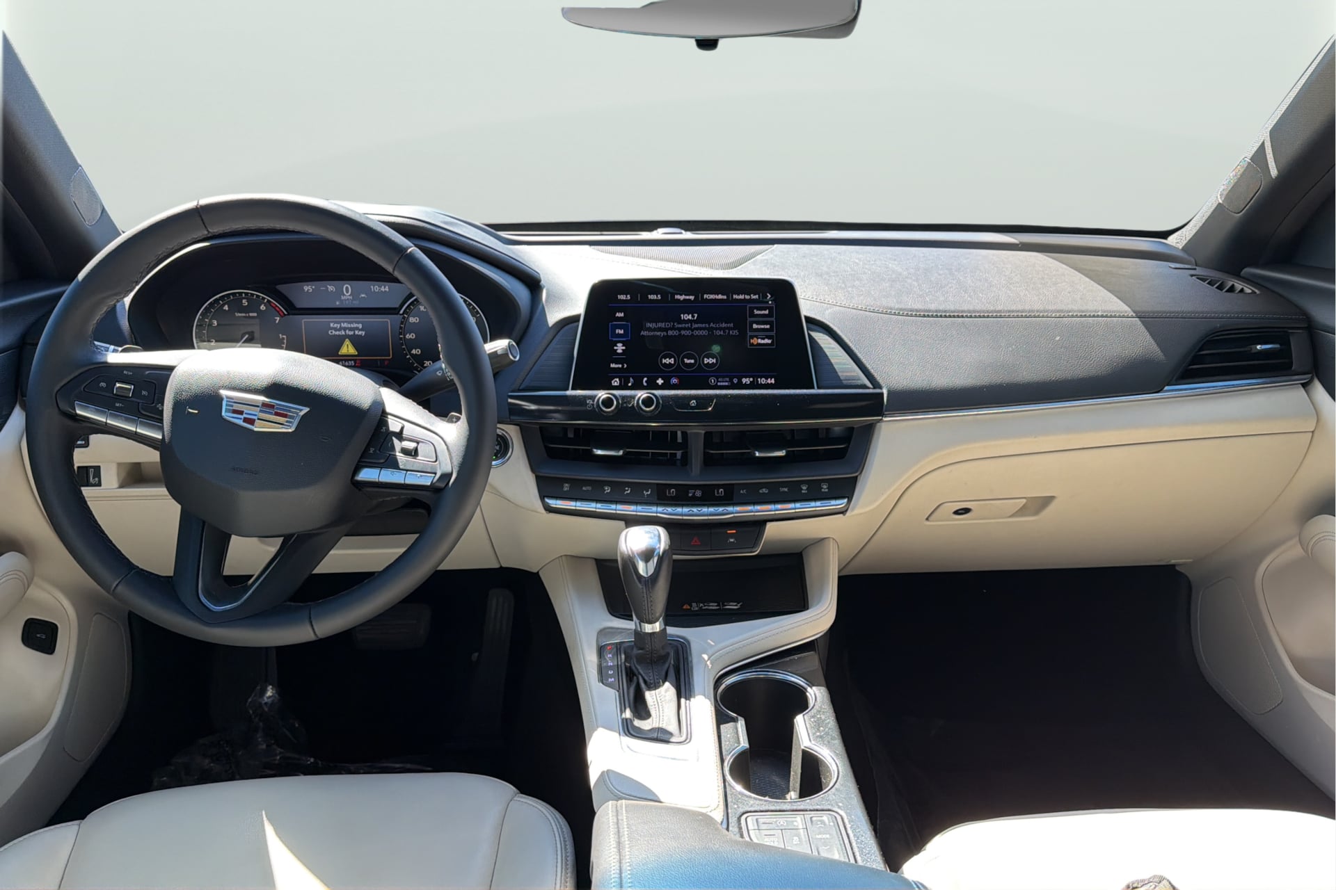 Cadillac CT4 photo 31