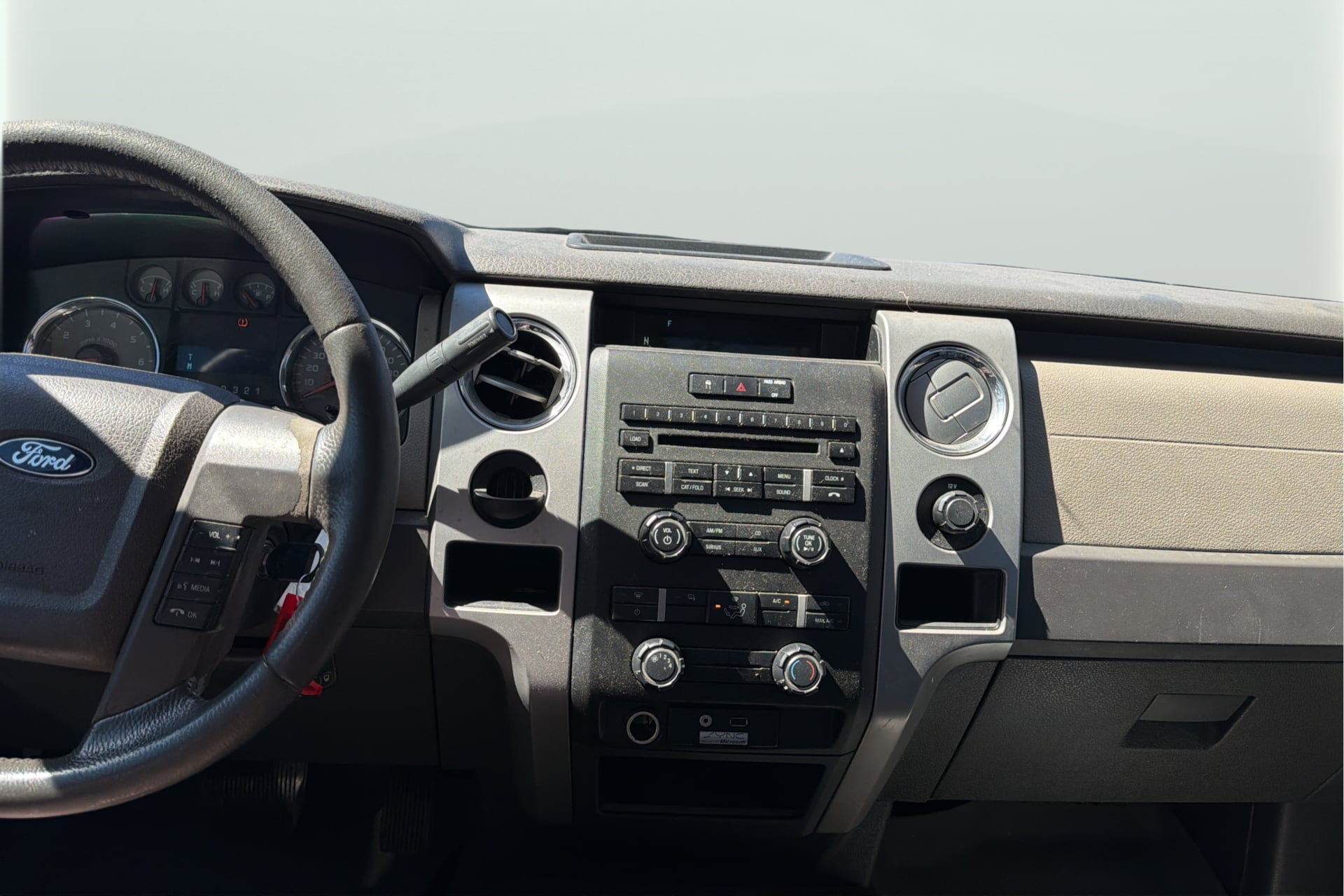Ford F-150 photo 15