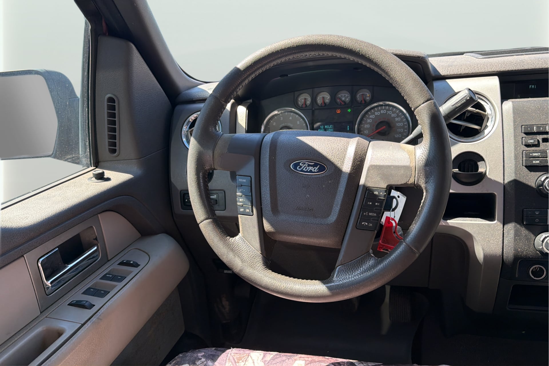 Ford F-150 photo 16