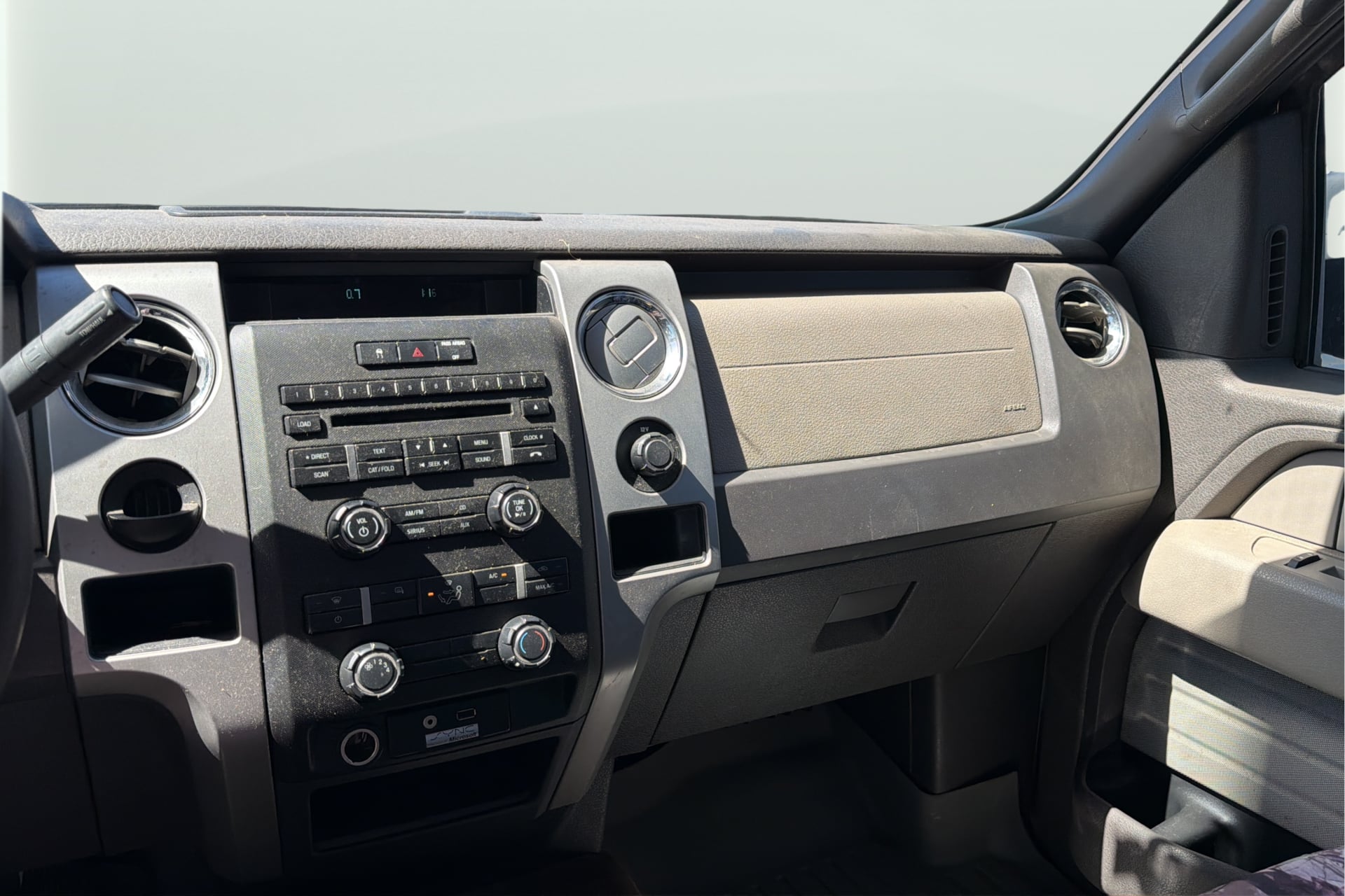 Ford F-150 photo 25