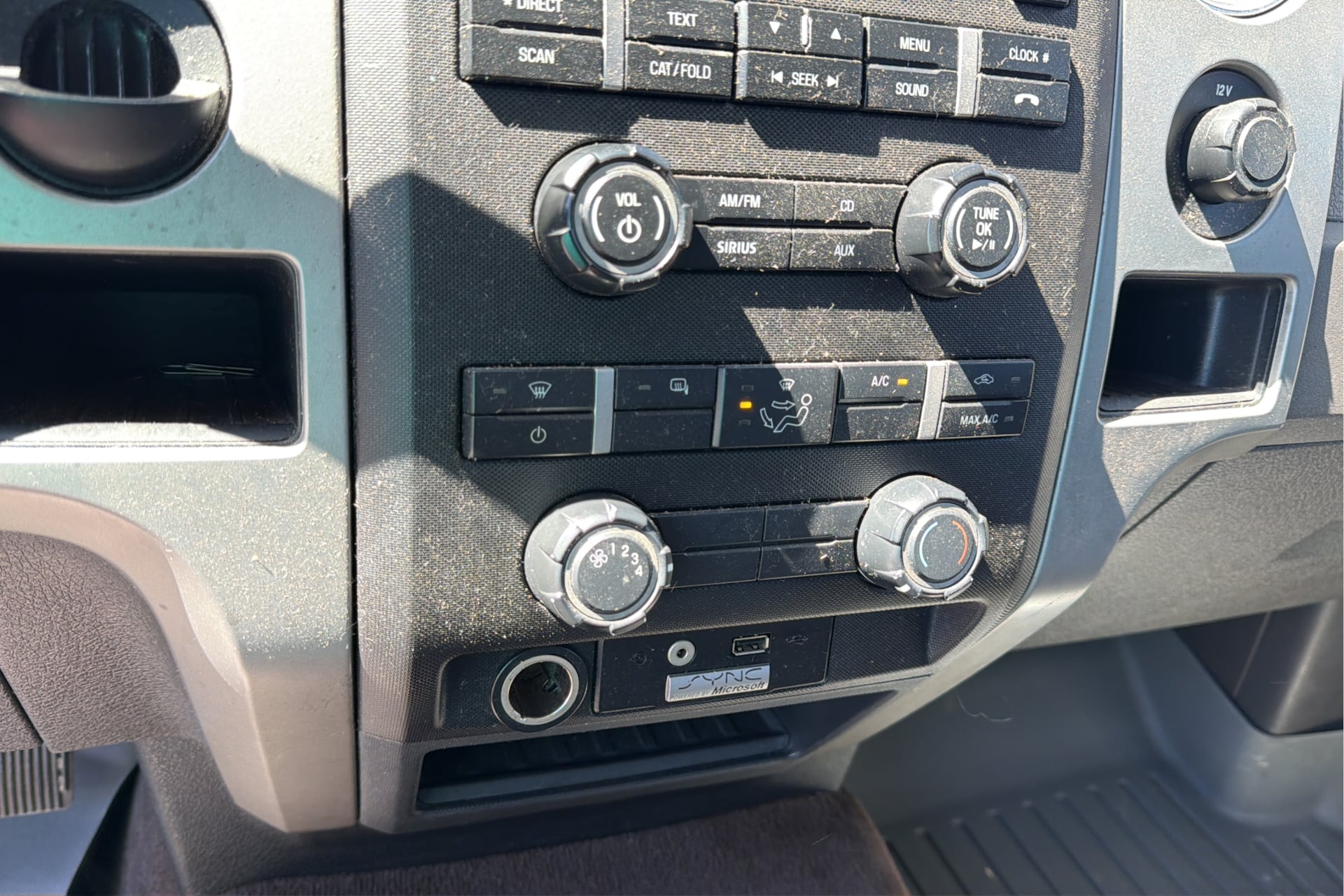 Ford F-150 photo 28