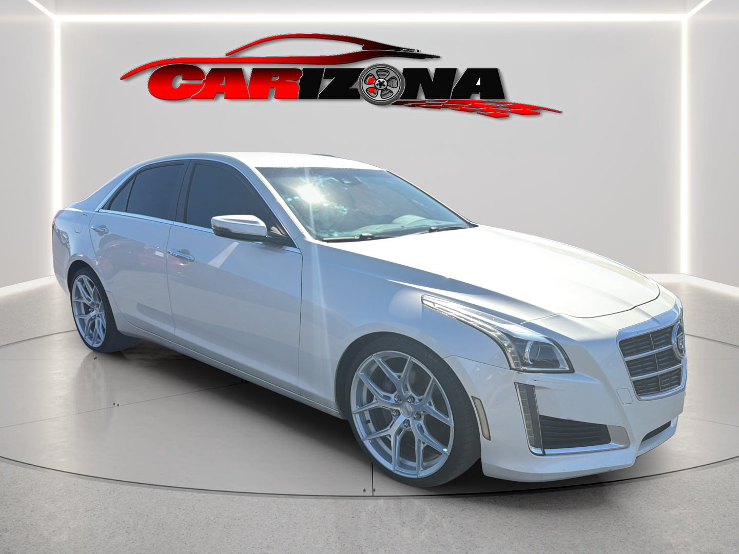 Cadillac CTS photo 2