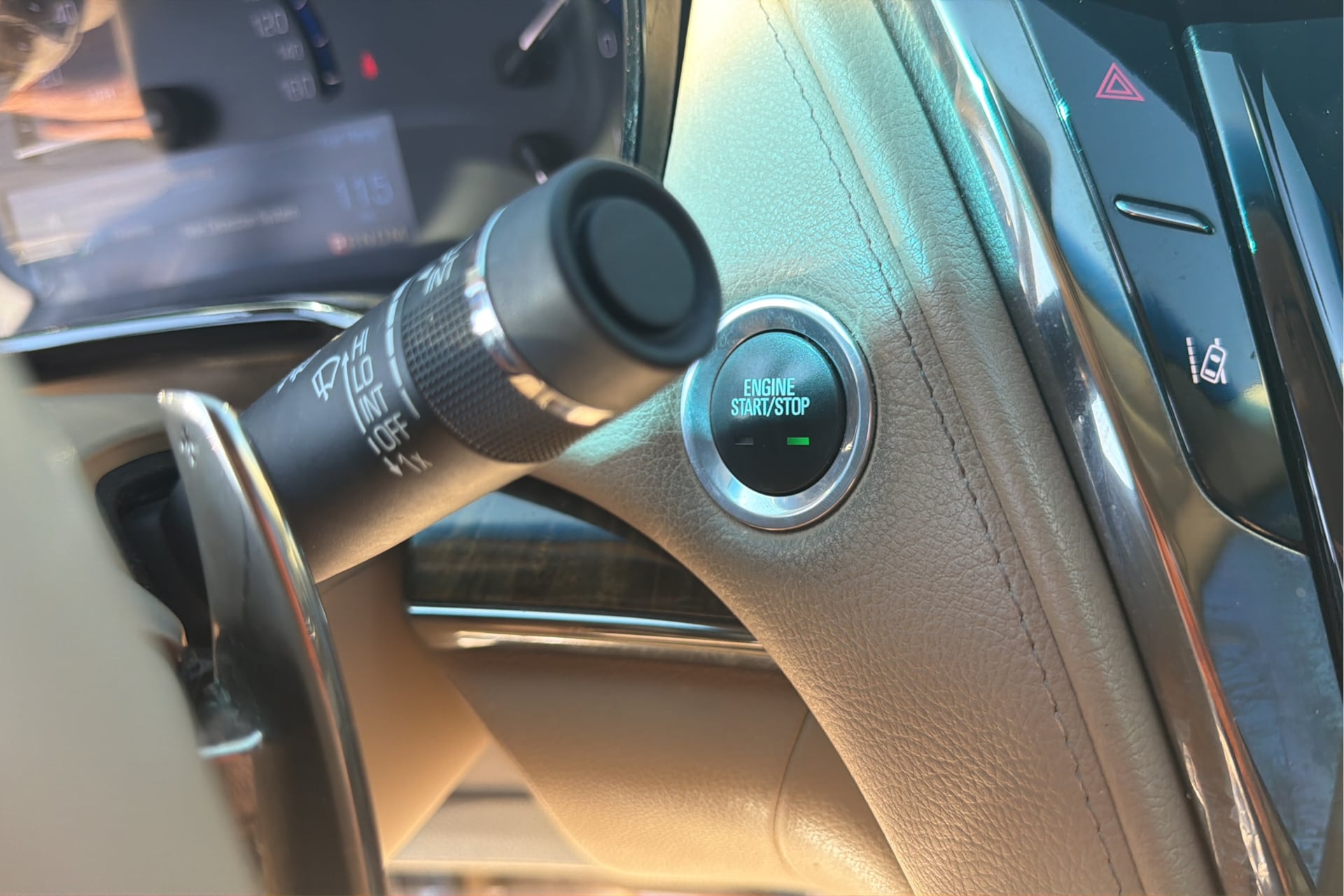 Cadillac CTS photo 24