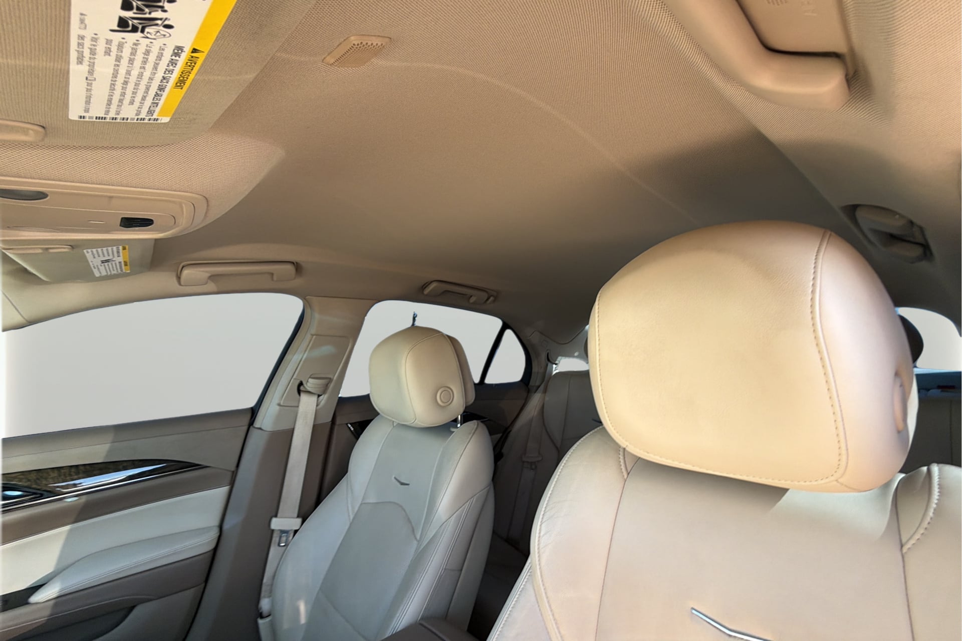 Cadillac CTS photo 32