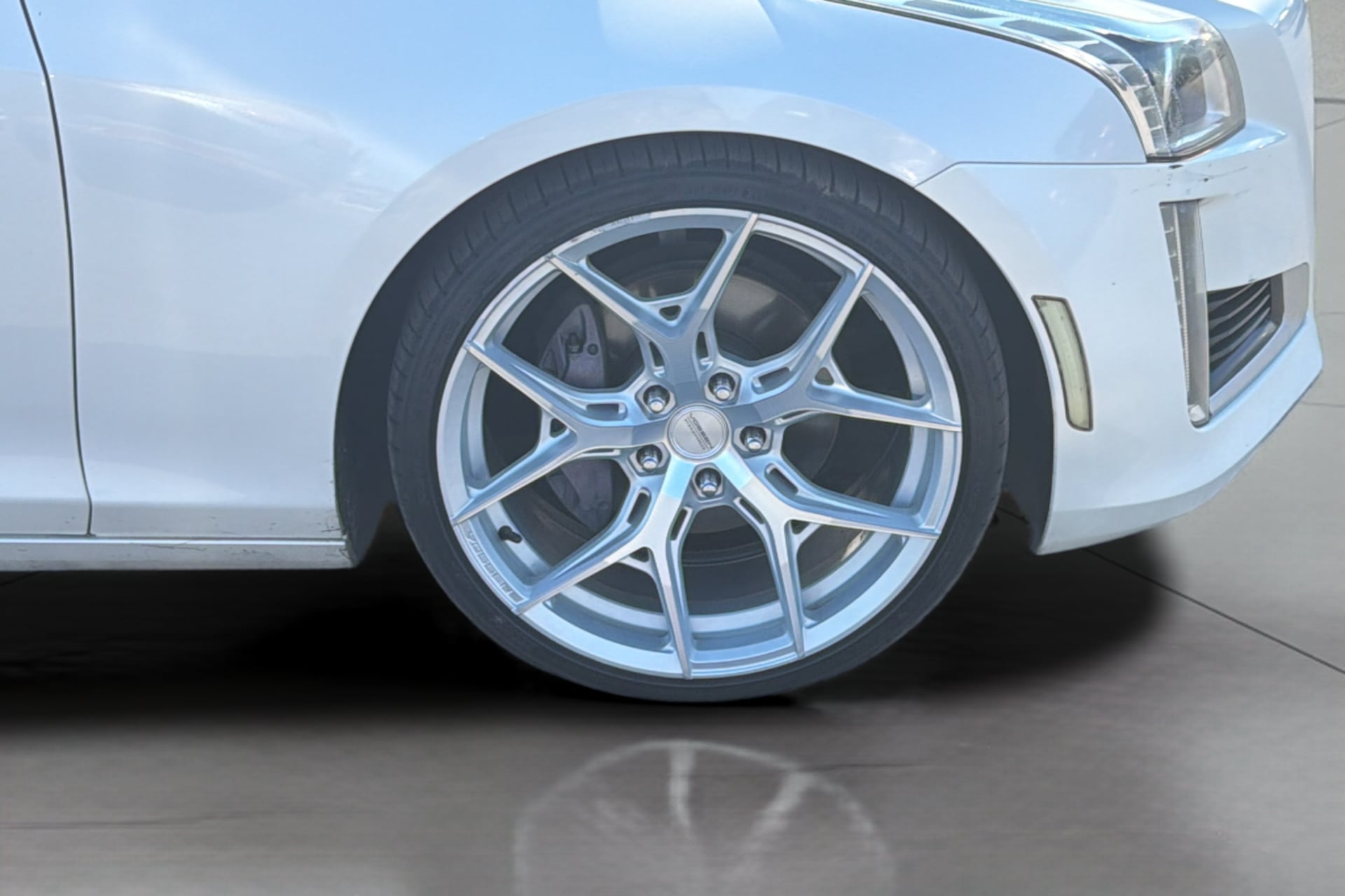 Cadillac CTS photo 34