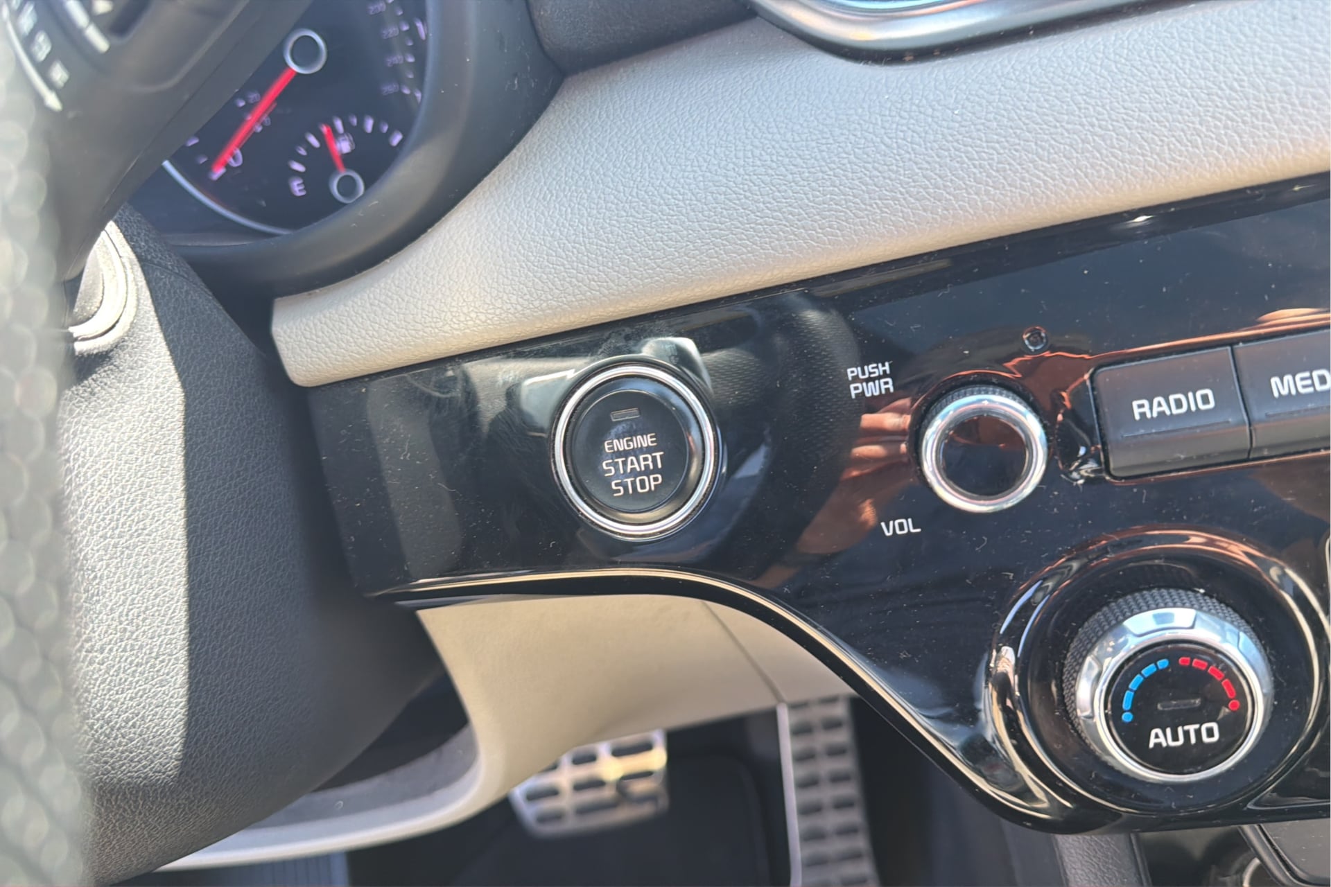 Kia Sportage photo 23