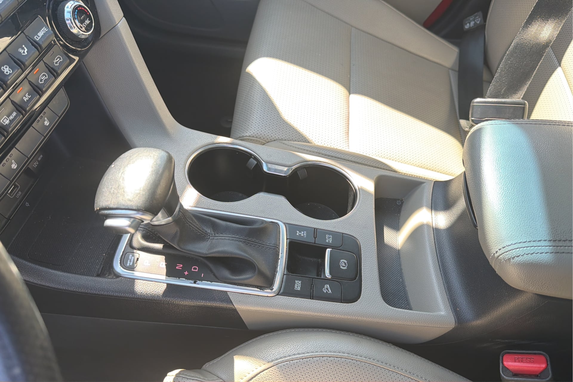 Kia Sportage photo 25