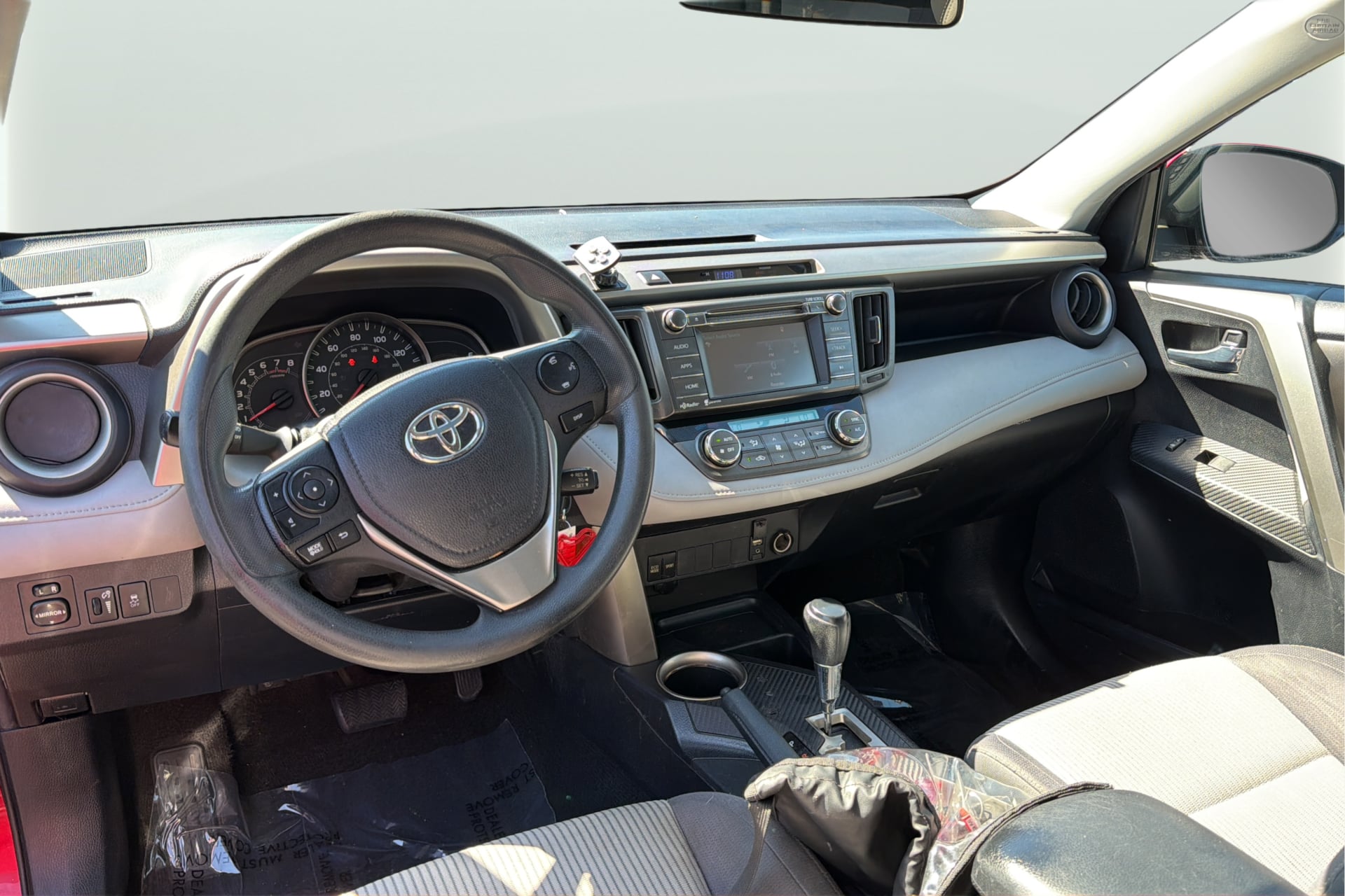 Photo 14 of this Toyota RAV4