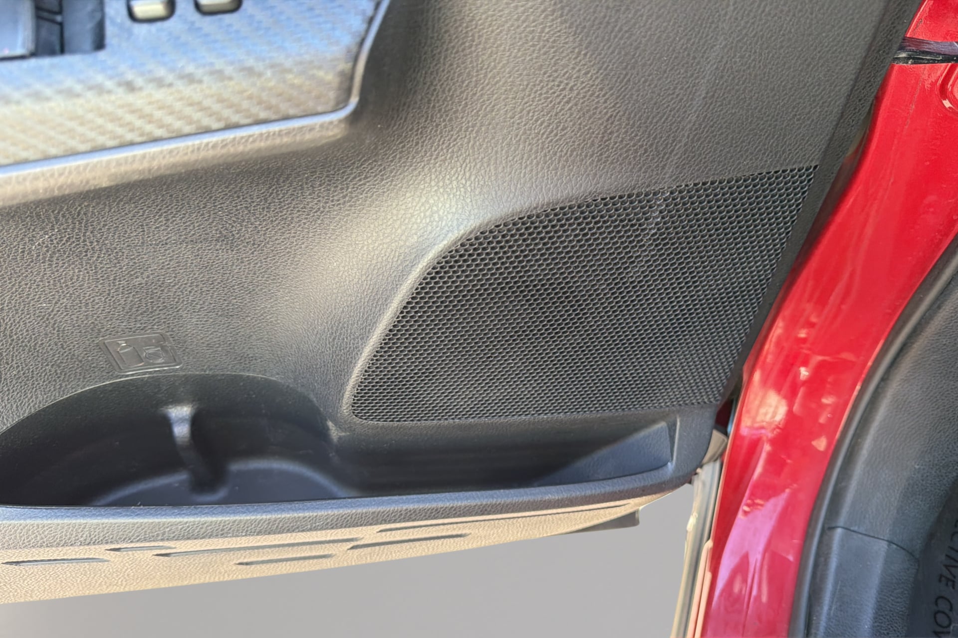 Photo 21 of this Toyota RAV4