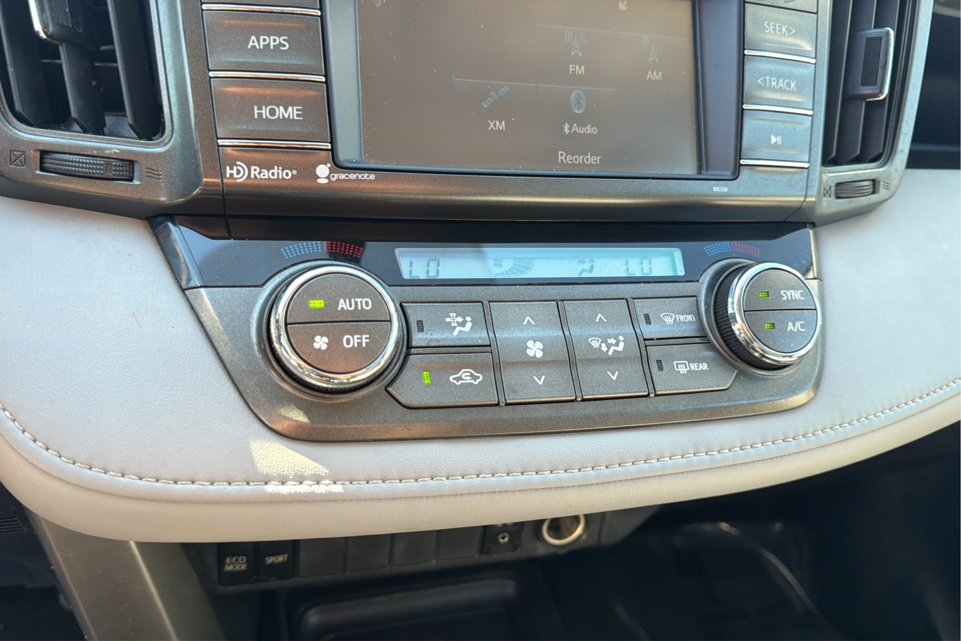 Photo 28 of this Toyota RAV4