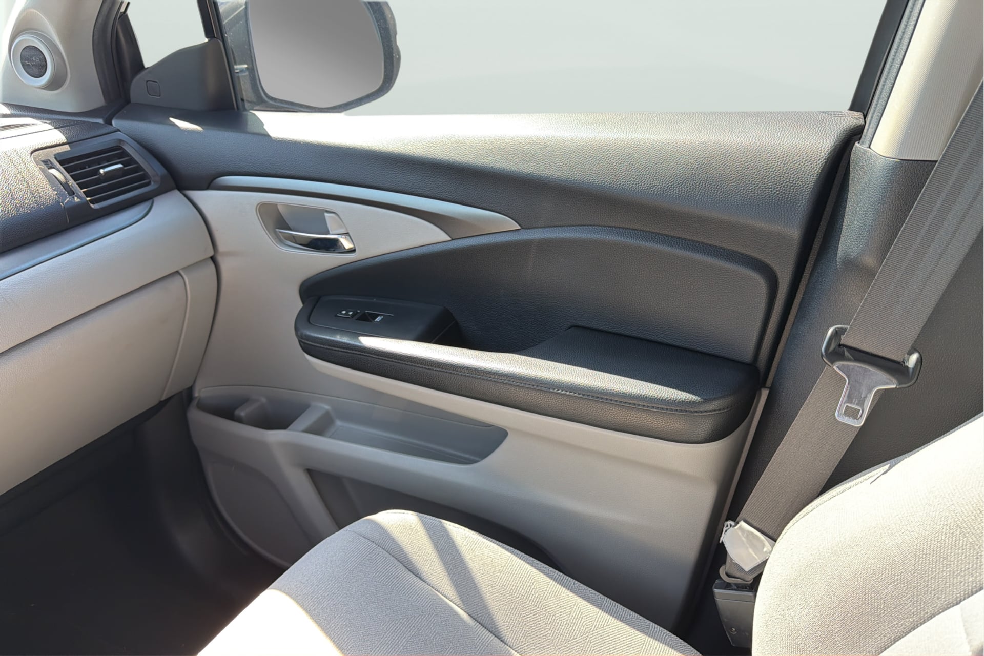 Honda Pilot photo 17