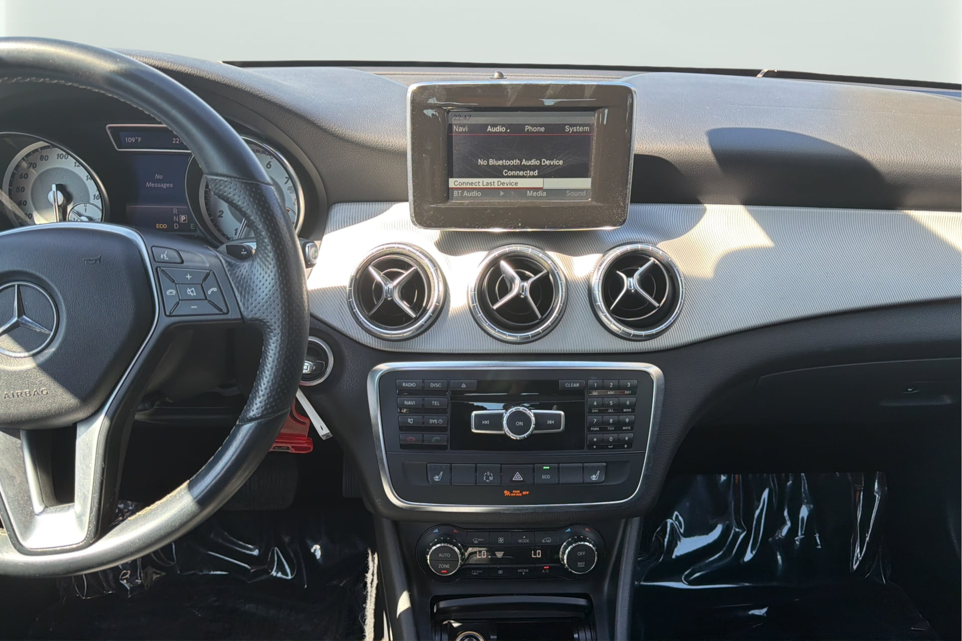 Mercedes-Benz CLA 250 photo 15
