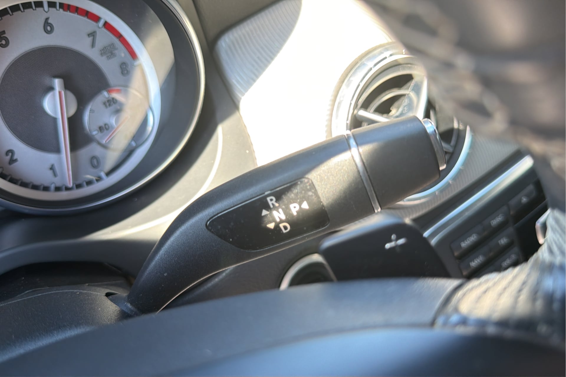 Mercedes-Benz CLA 250 photo 22