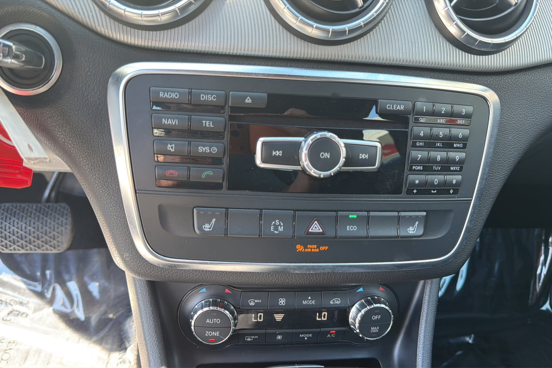 Mercedes-Benz CLA 250 photo 27