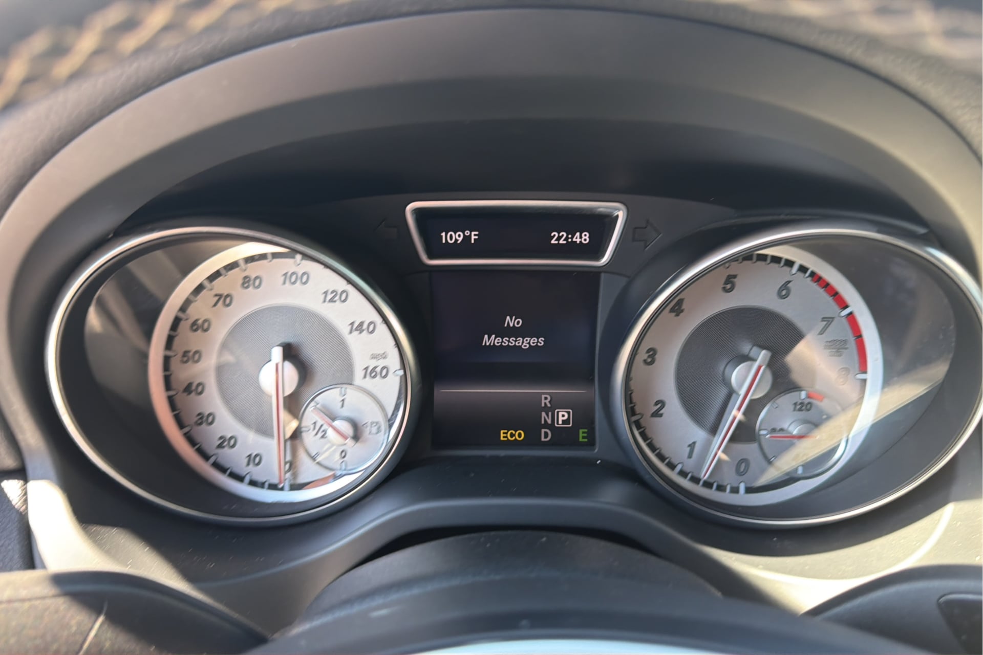 Mercedes-Benz CLA 250 photo 28