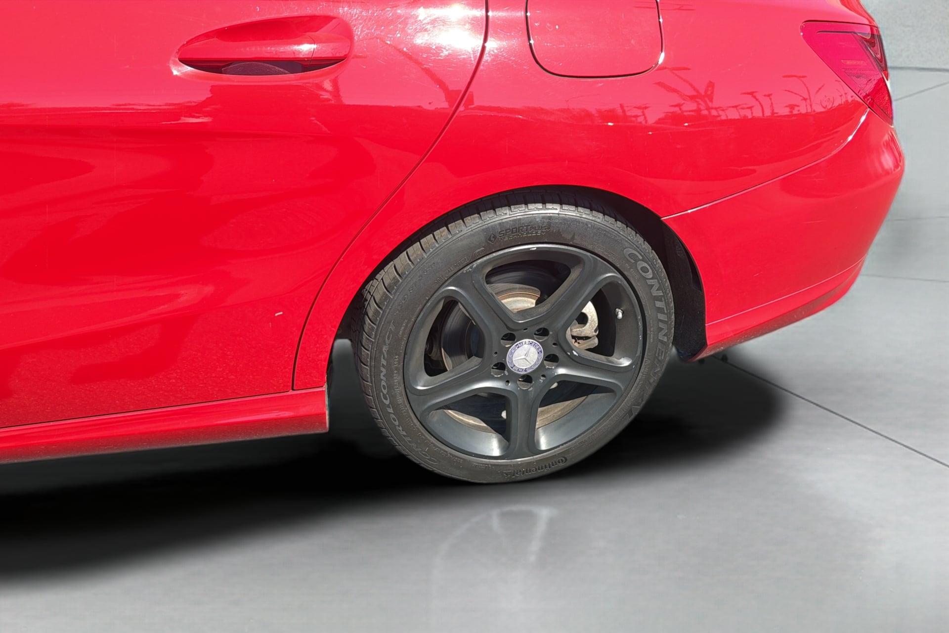 Mercedes-Benz CLA 250 photo 38