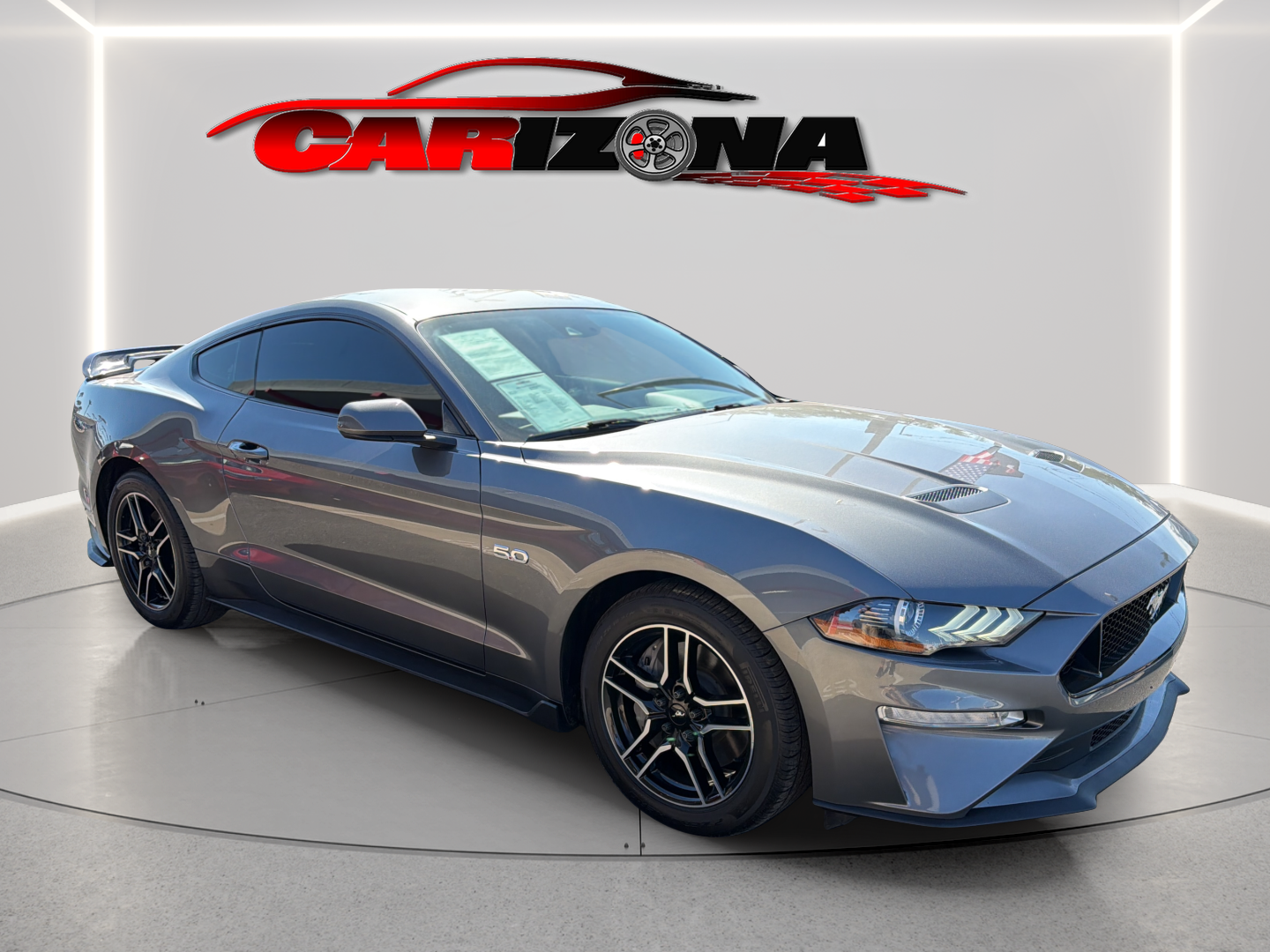 Ford Mustang photo 2