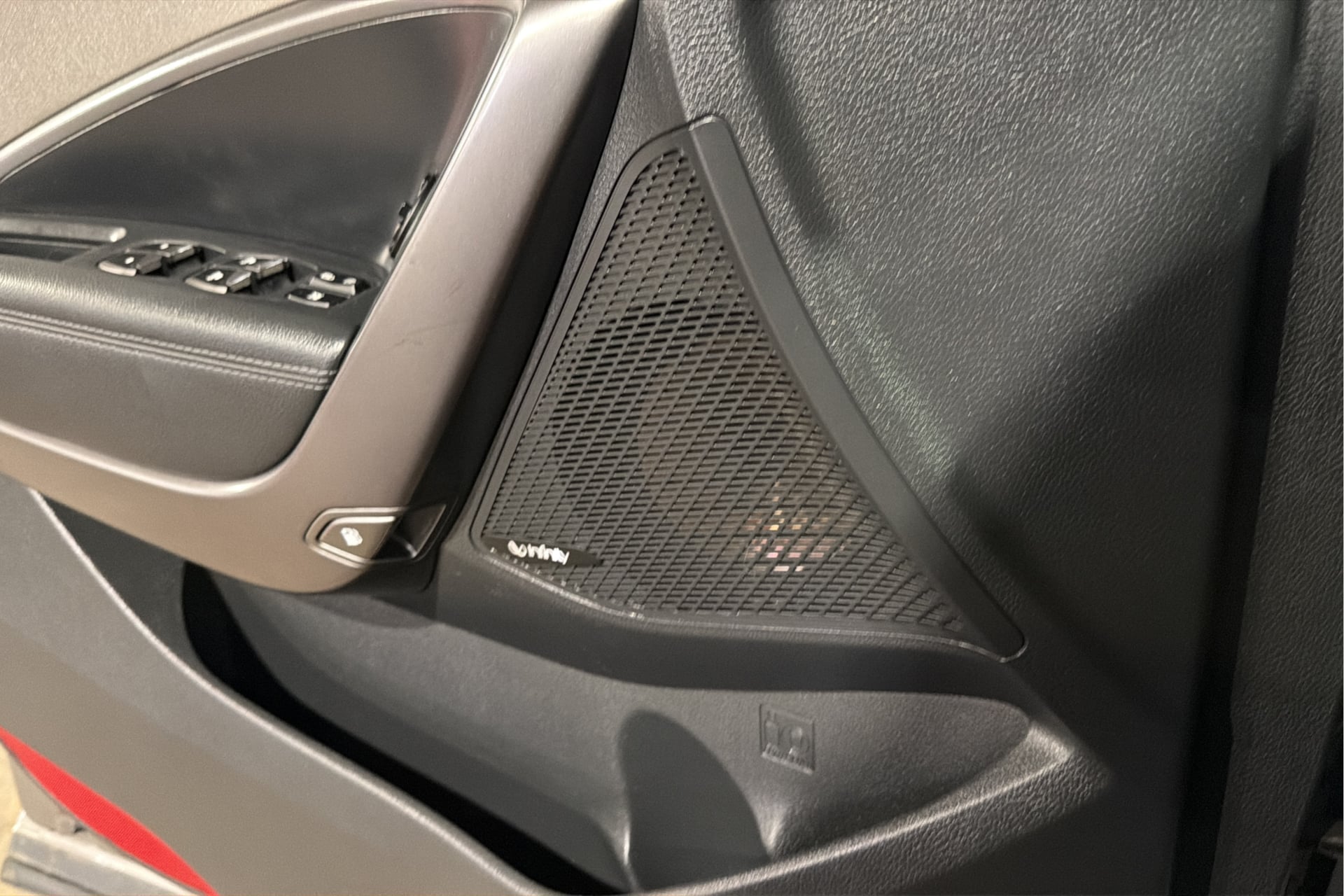 Hyundai Santa Fe Sport photo 21