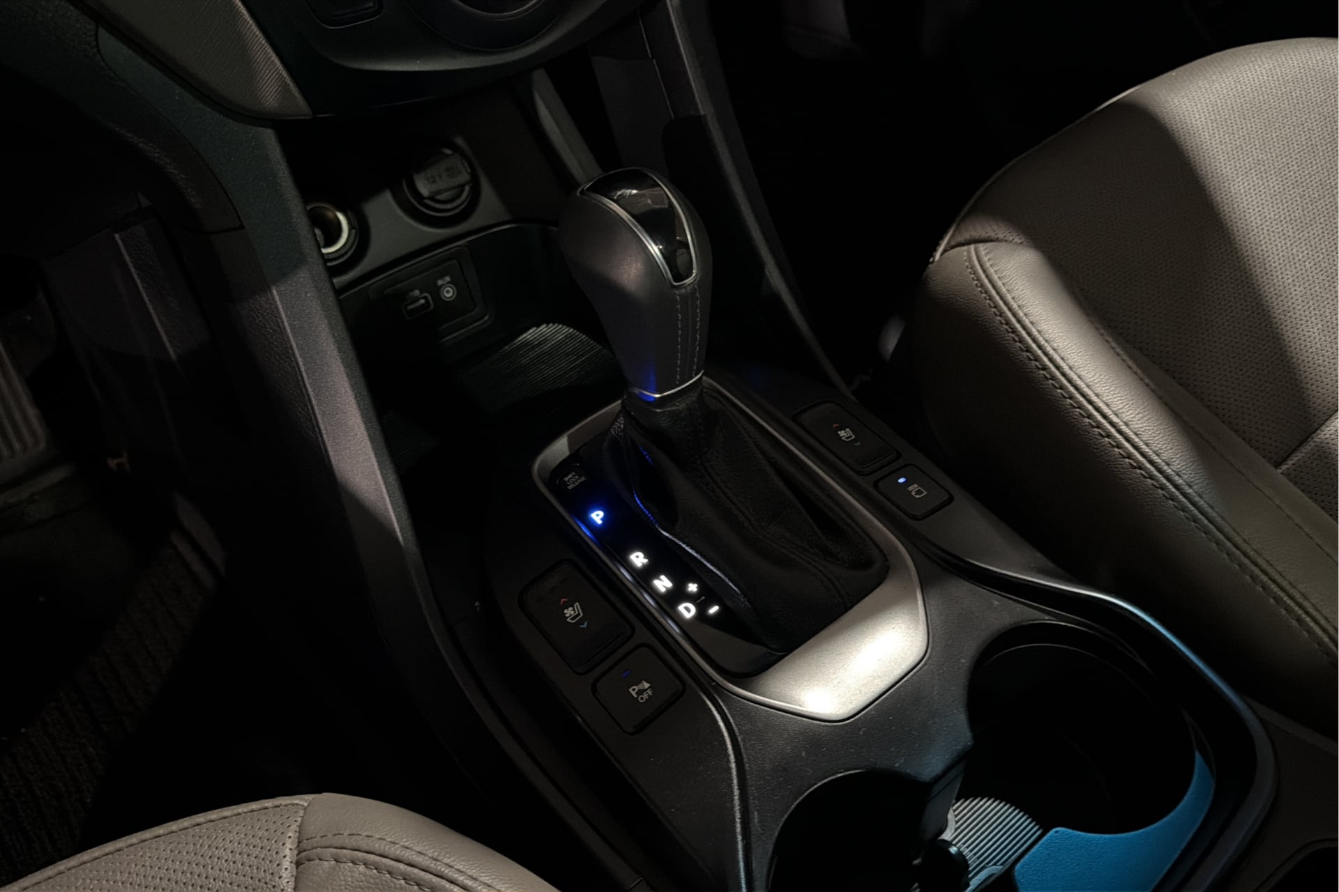 Hyundai Santa Fe Sport photo 23