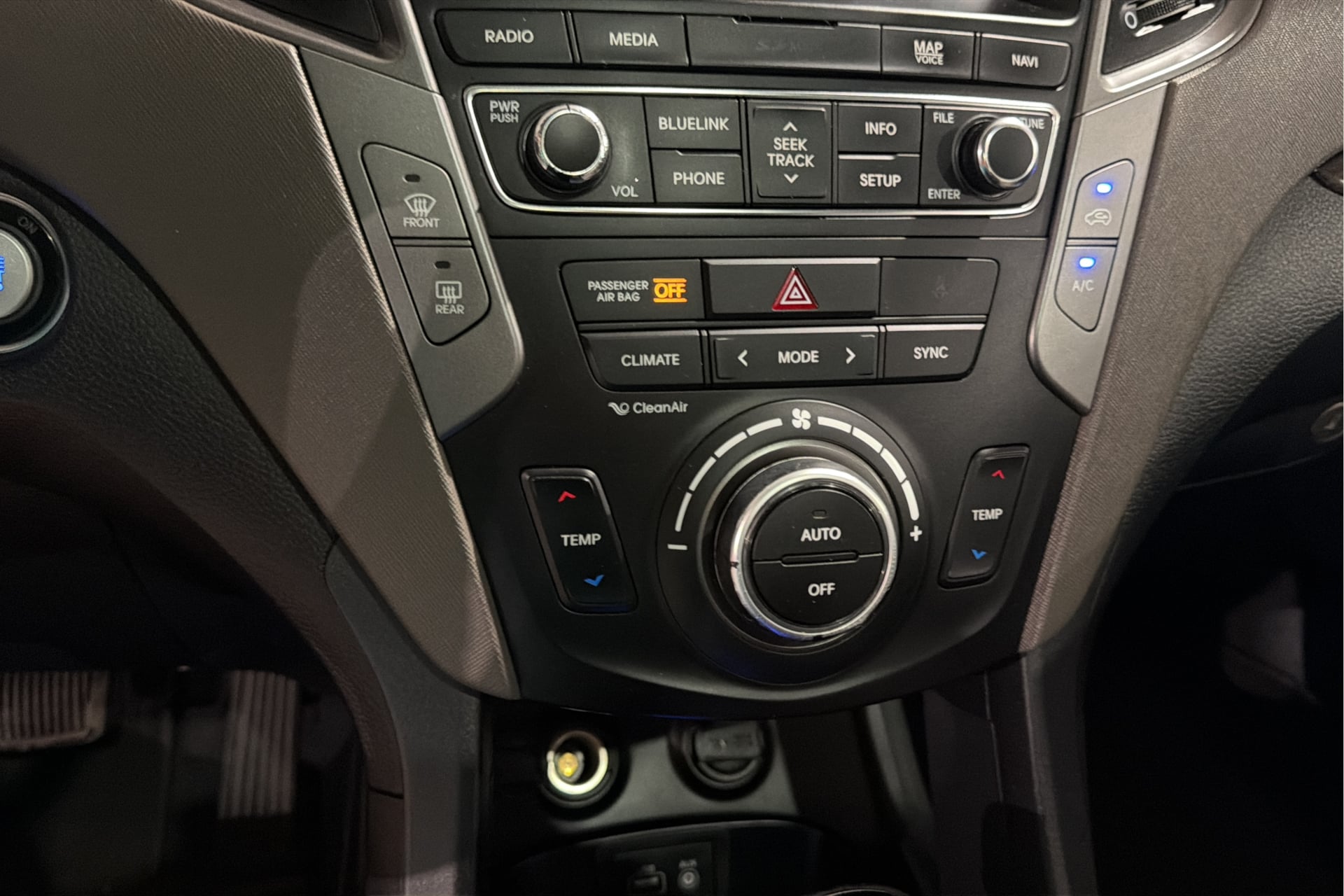 Hyundai Santa Fe Sport photo 28