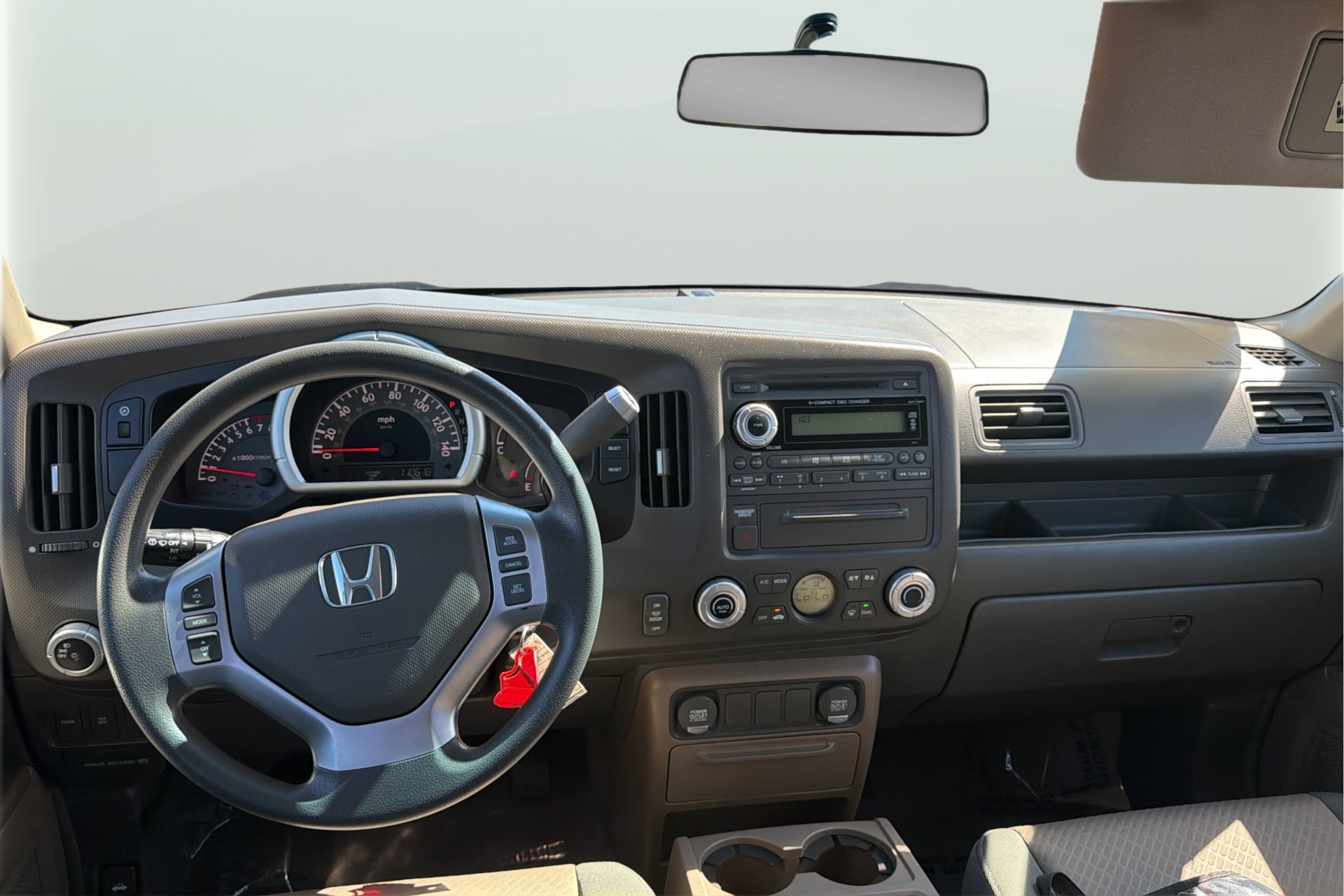 Honda Ridgeline photo 15