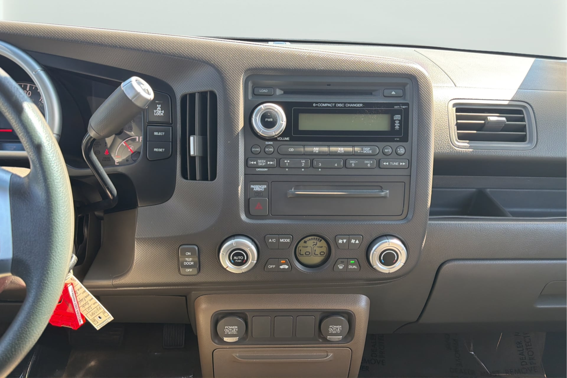Honda Ridgeline photo 16