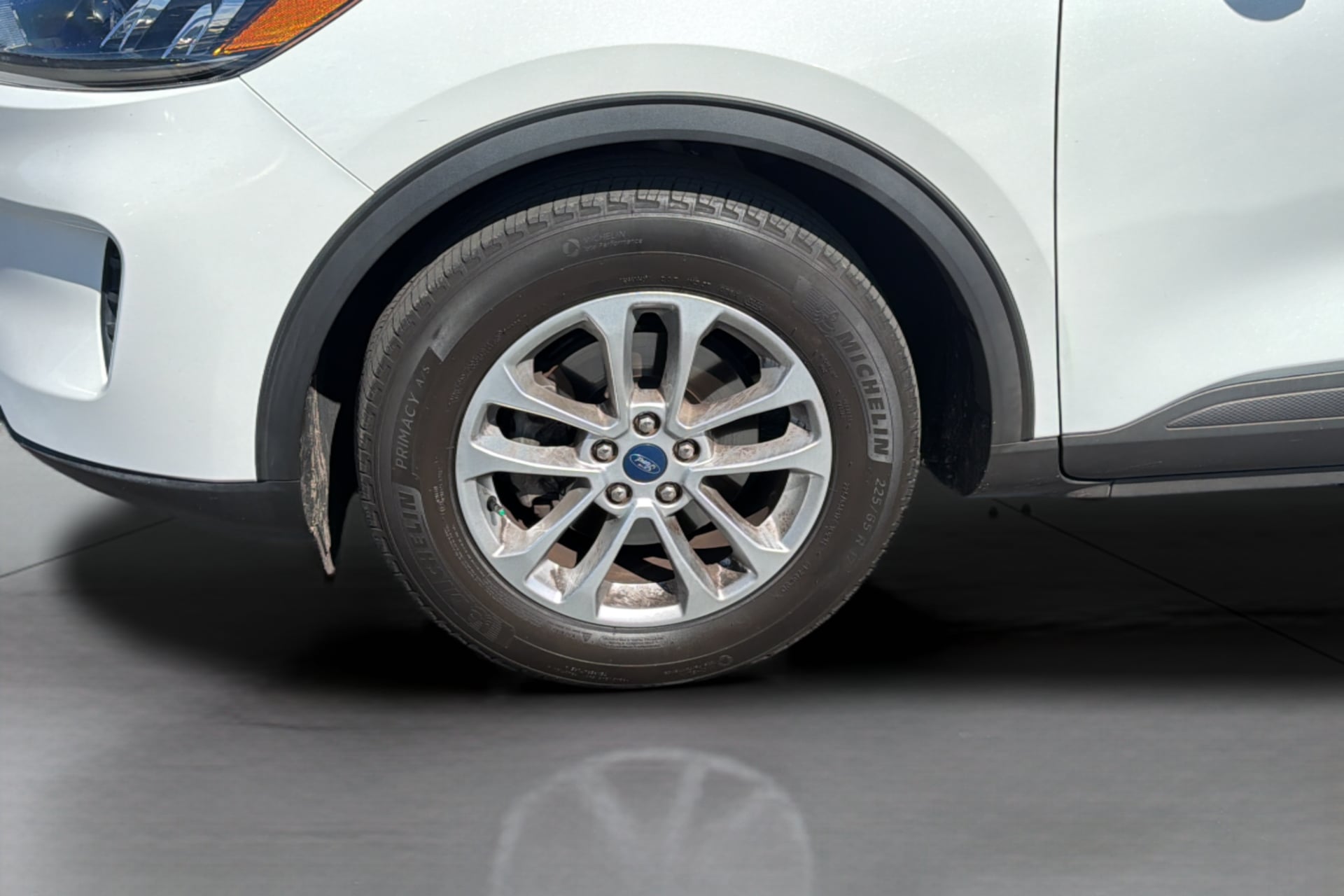 Ford Escape photo 16