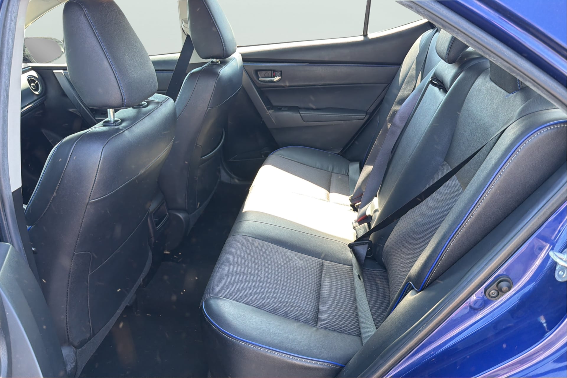 Photo 33 of this Toyota Corolla
