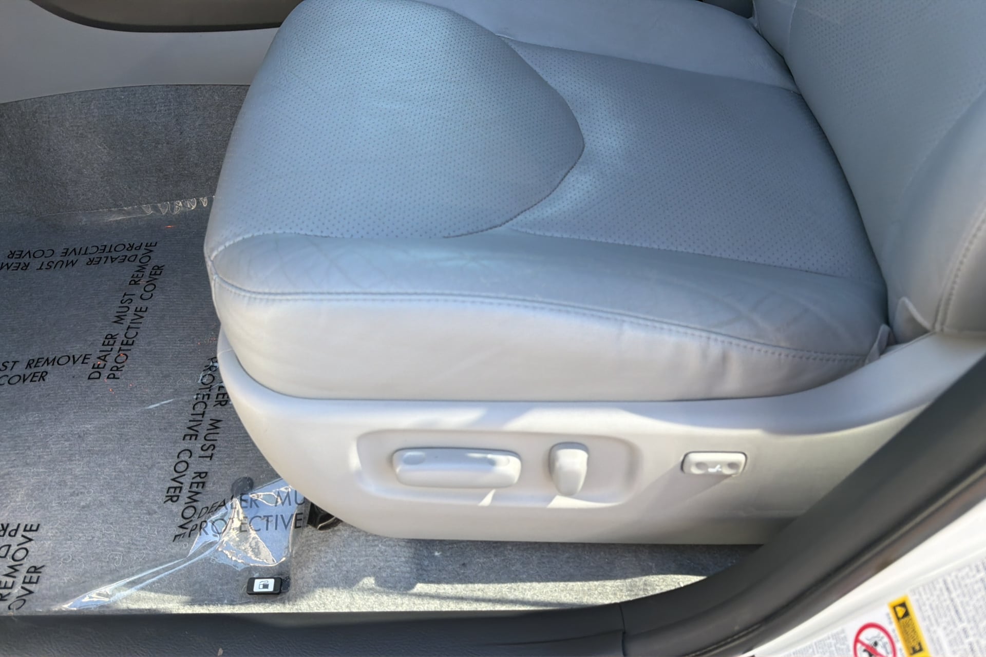 Photo 21 of this Toyota RAV4