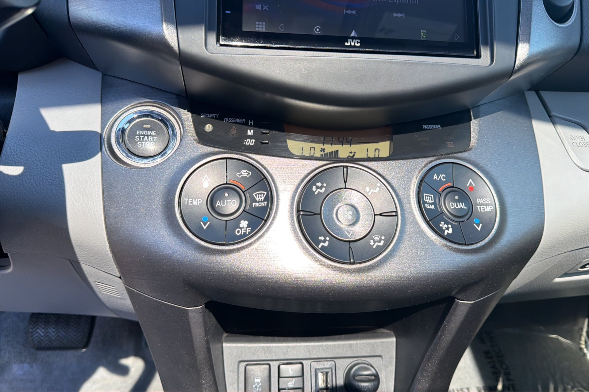 Photo 28 of this Toyota RAV4