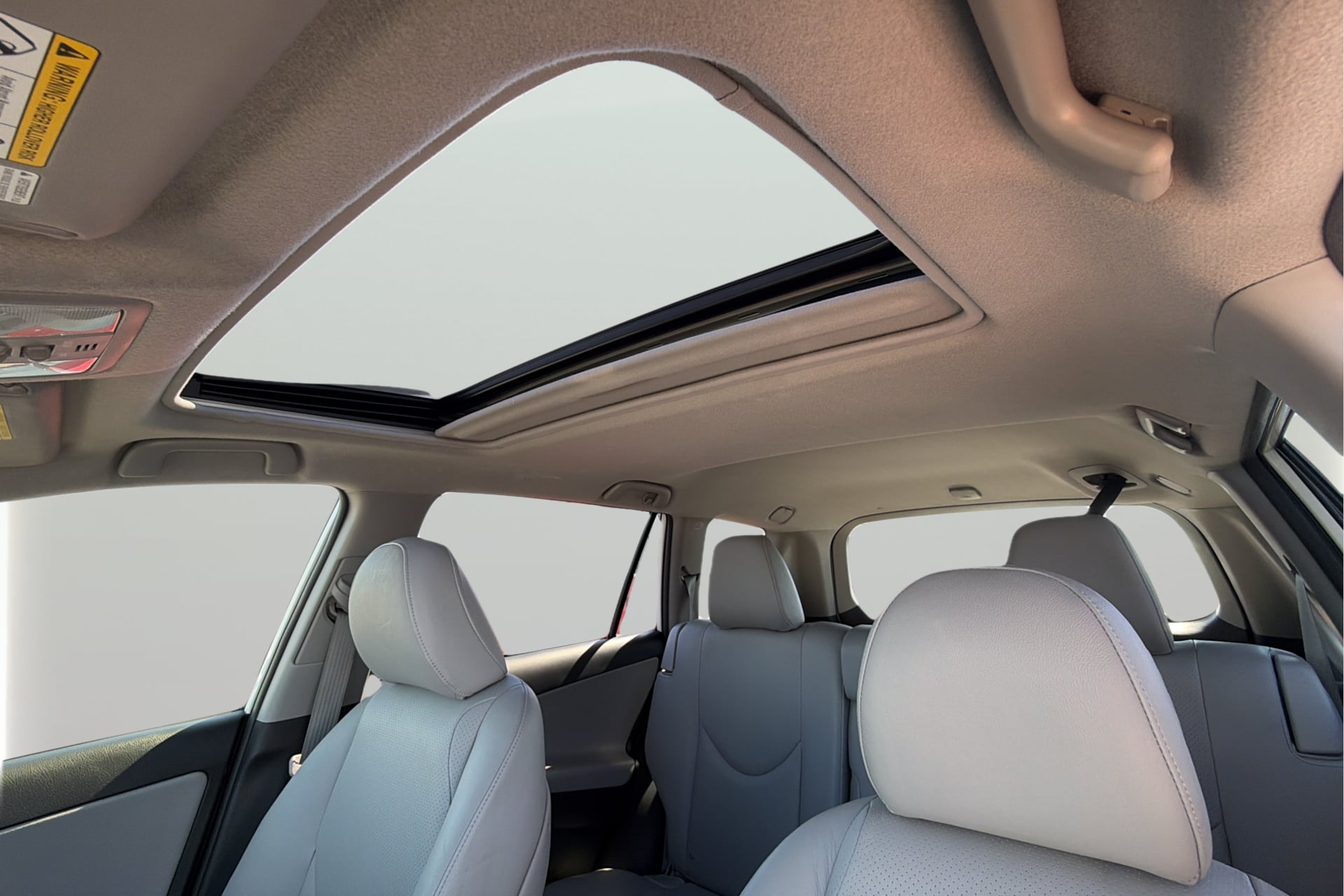 Photo 32 of this Toyota RAV4