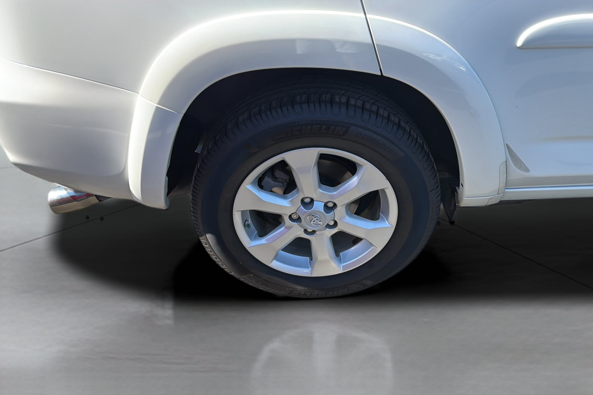 Photo 38 of this Toyota RAV4