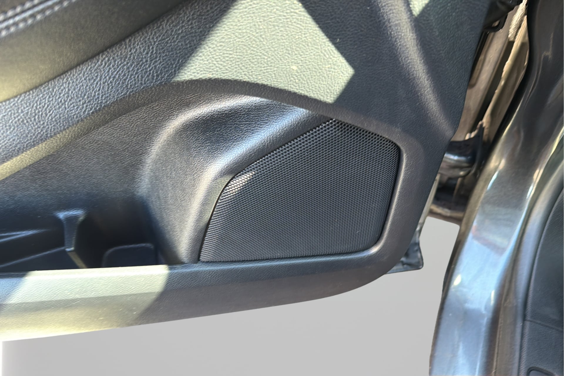 Photo 21 of this Ford Edge