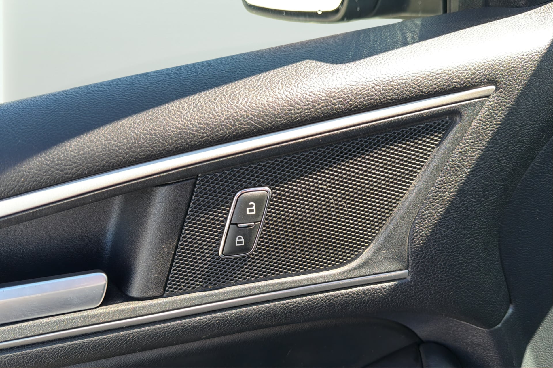 Photo 34 of this Ford Edge