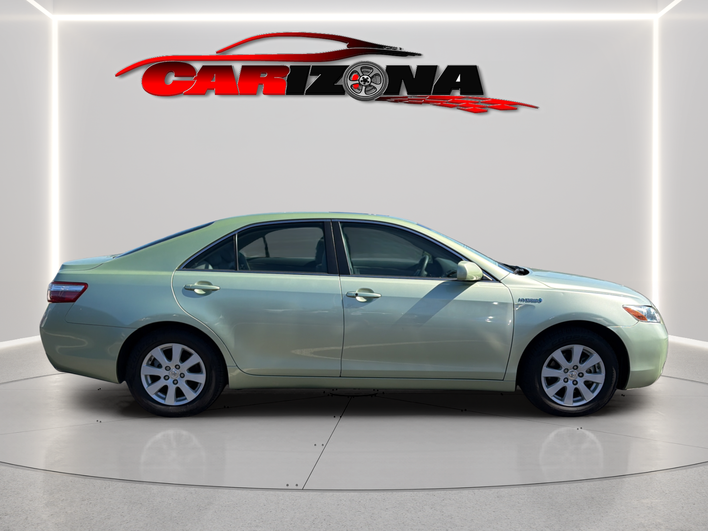 Photo 2 of this Toyota Camry Hybrid