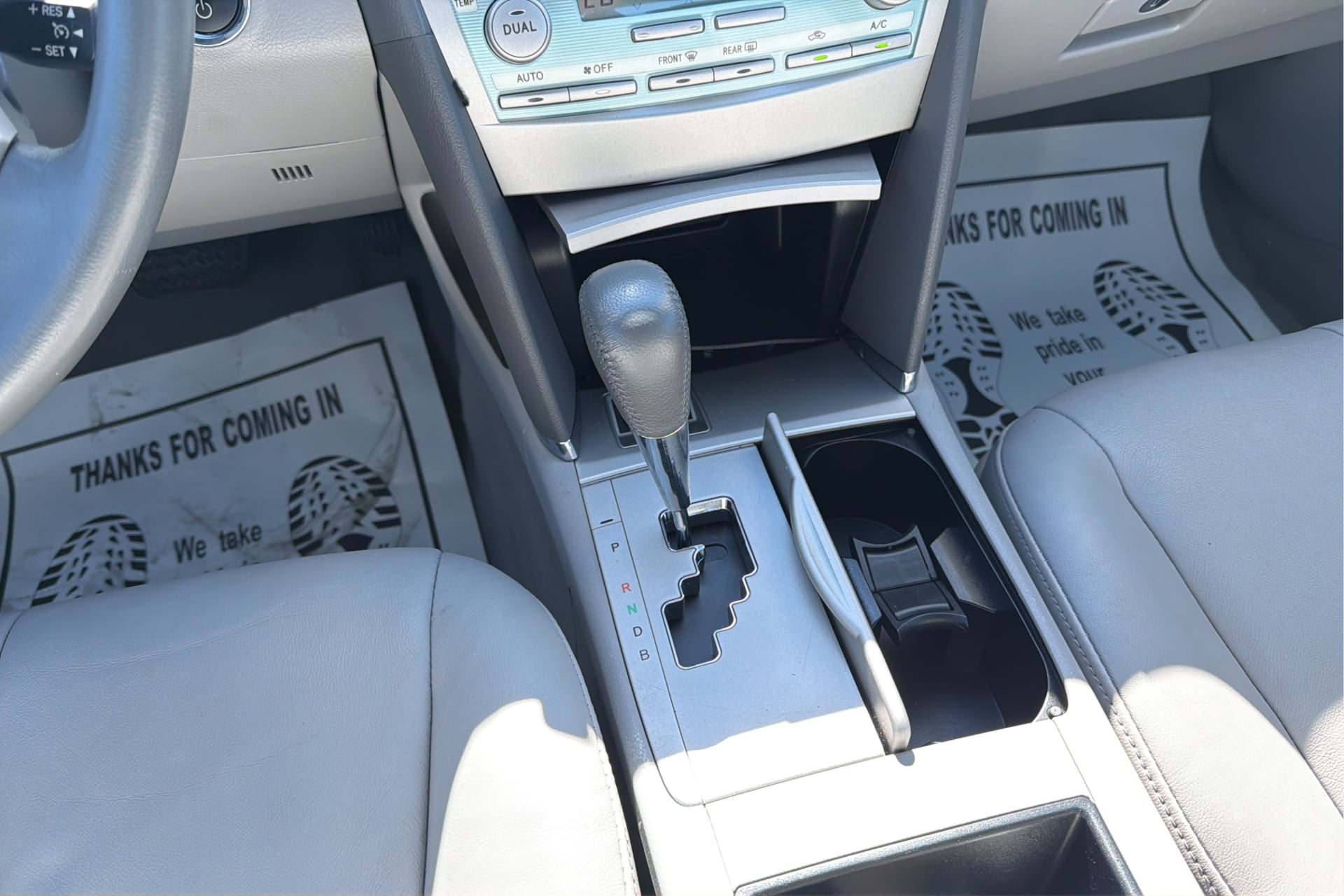 Photo 22 of this Toyota Camry Hybrid