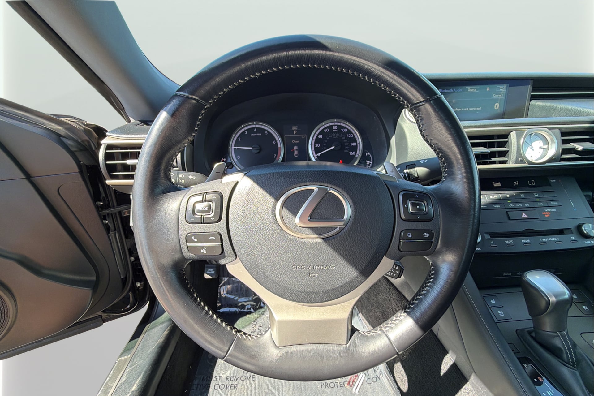 Photo 16 of this Lexus RC 350