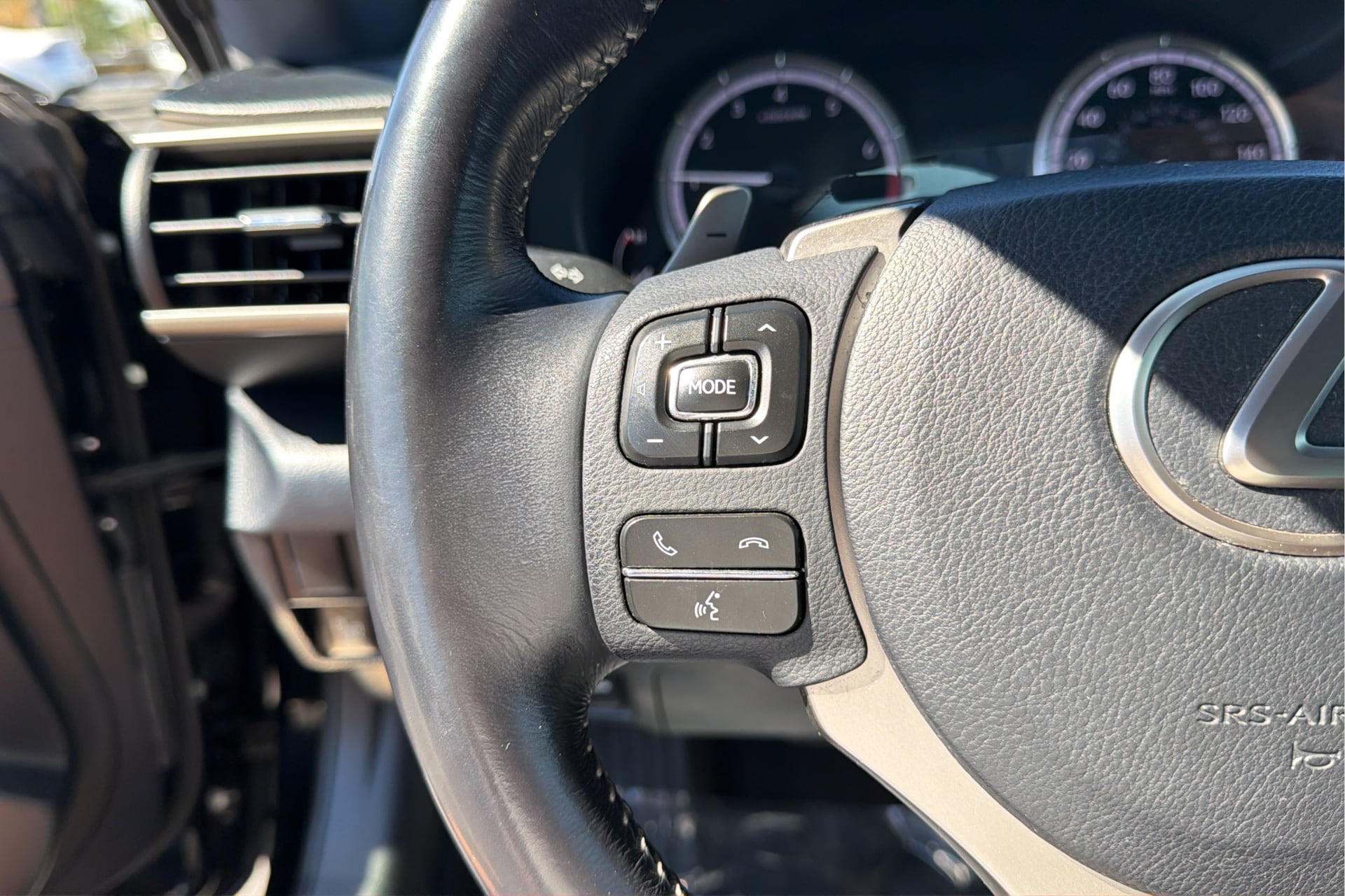 Photo 27 of this Lexus RC 350