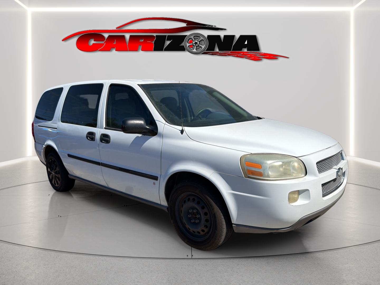 Chevrolet Uplander photo 2