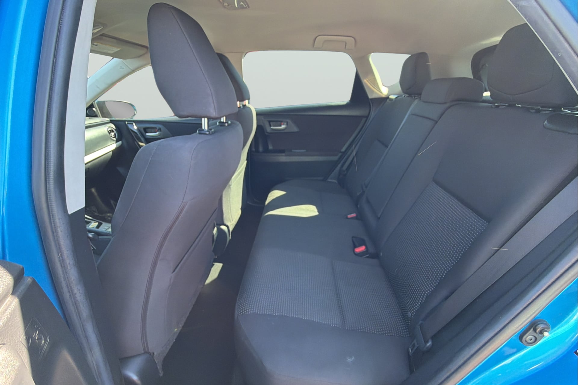 Photo 33 of this Toyota Corolla iM