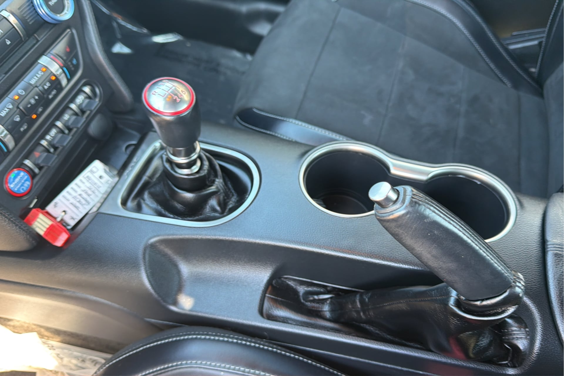 Ford Mustang photo 26