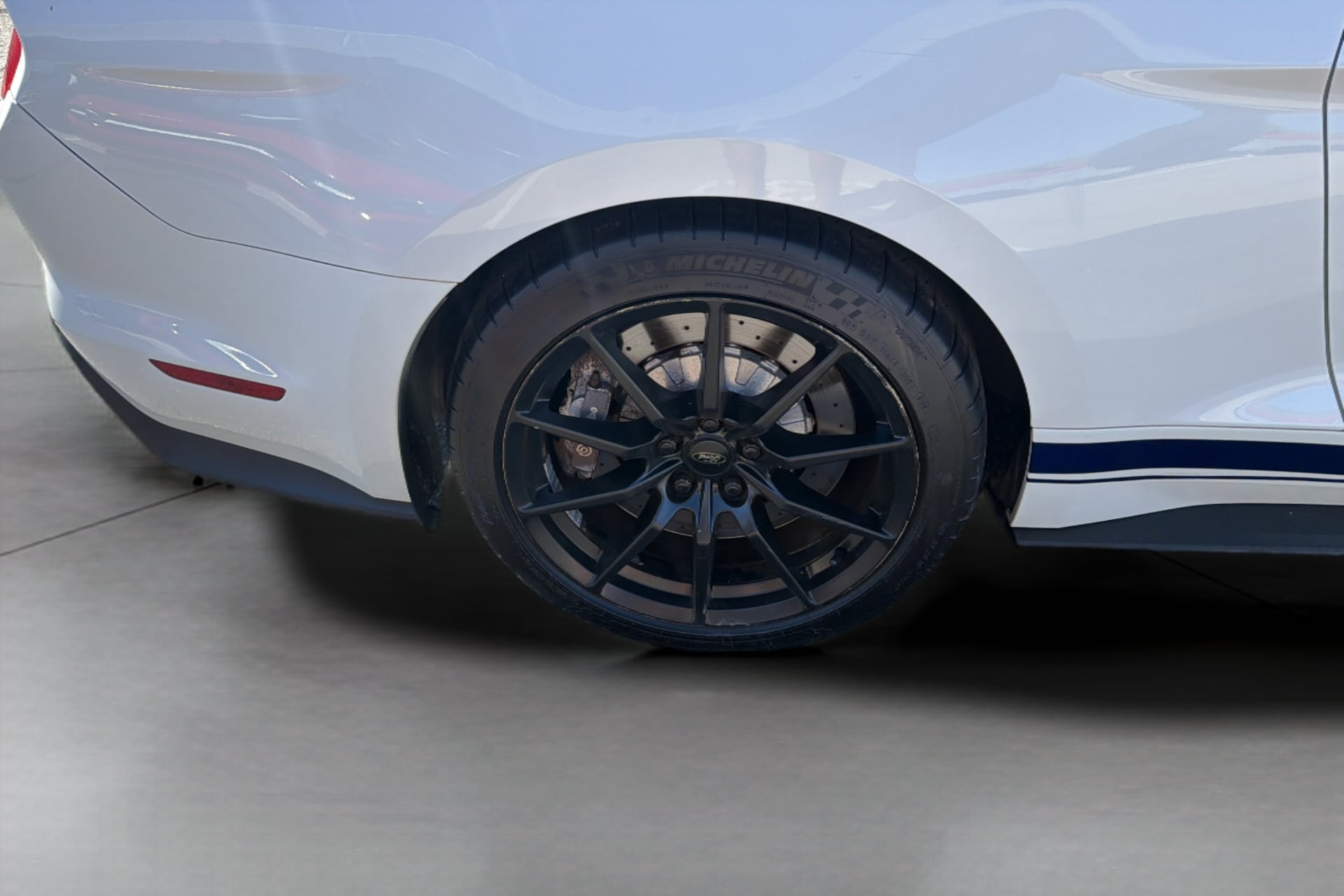 Ford Mustang photo 35