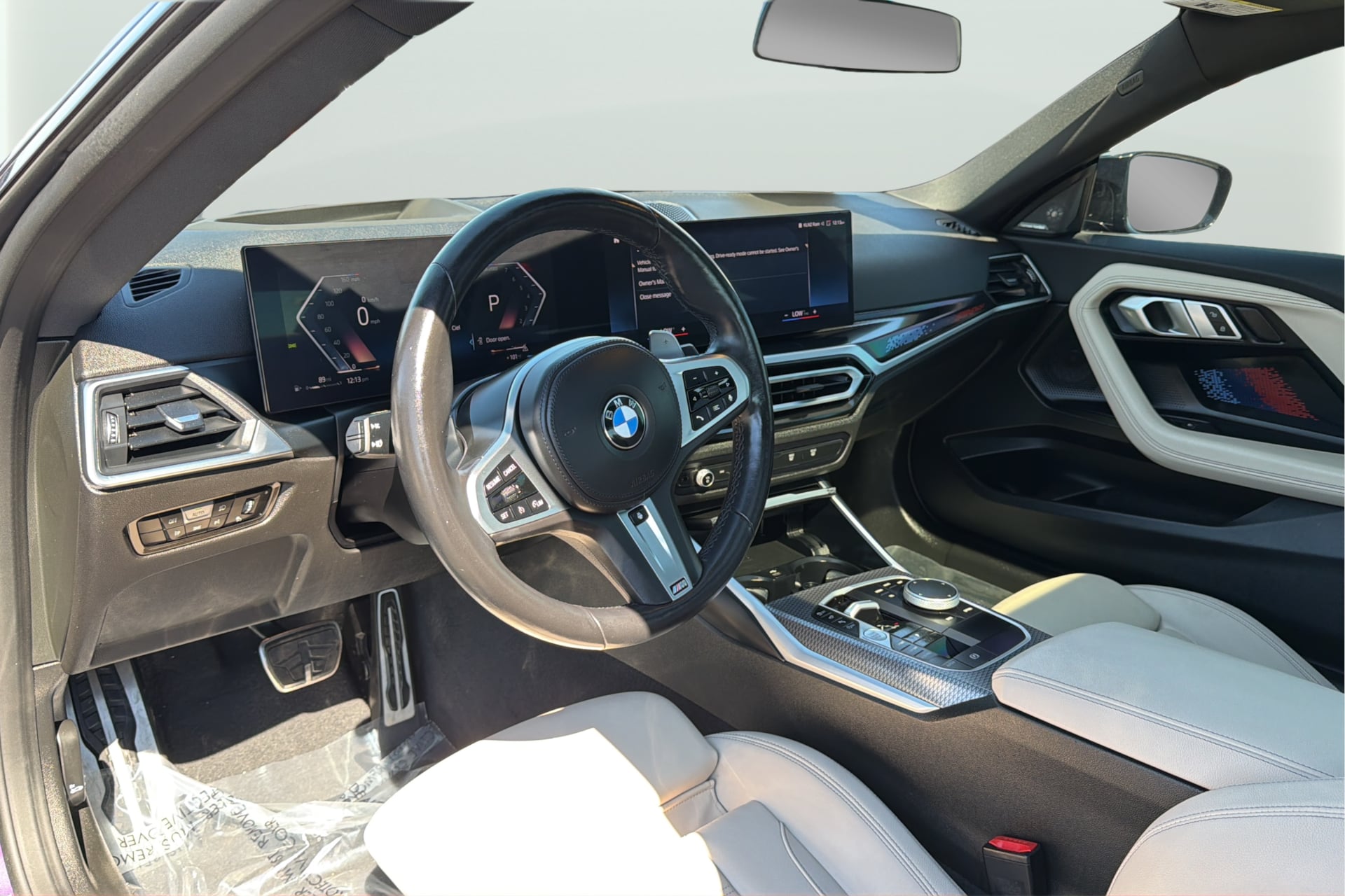 BMW 2 Series photo 14