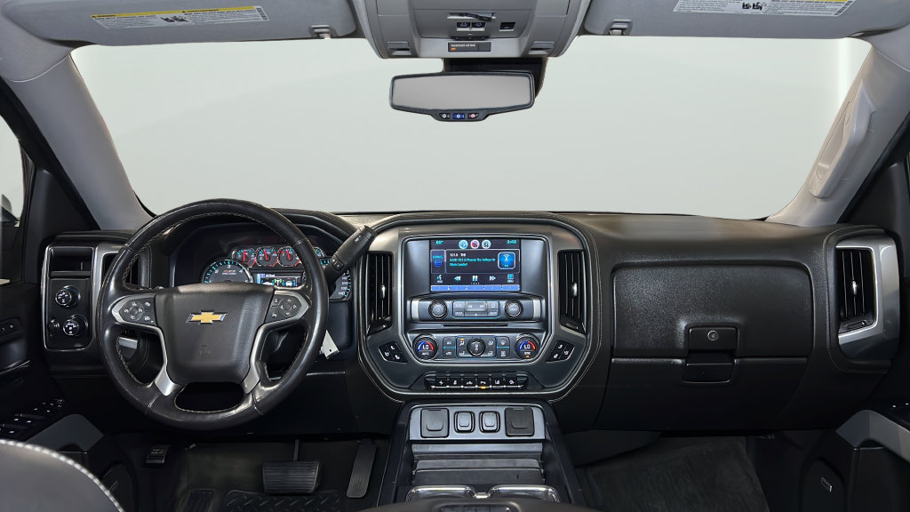 Chevrolet Silverado photo 14