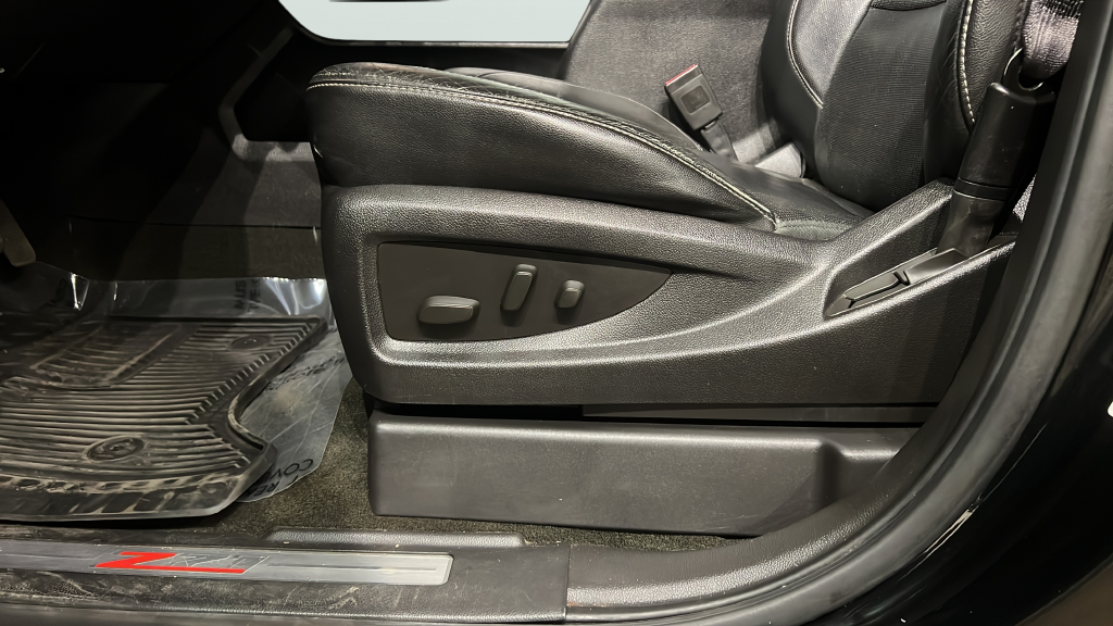 Chevrolet Silverado photo 20