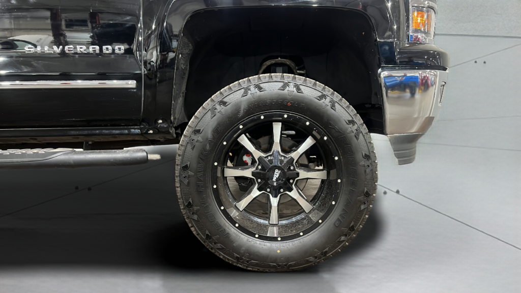 Chevrolet Silverado photo 34