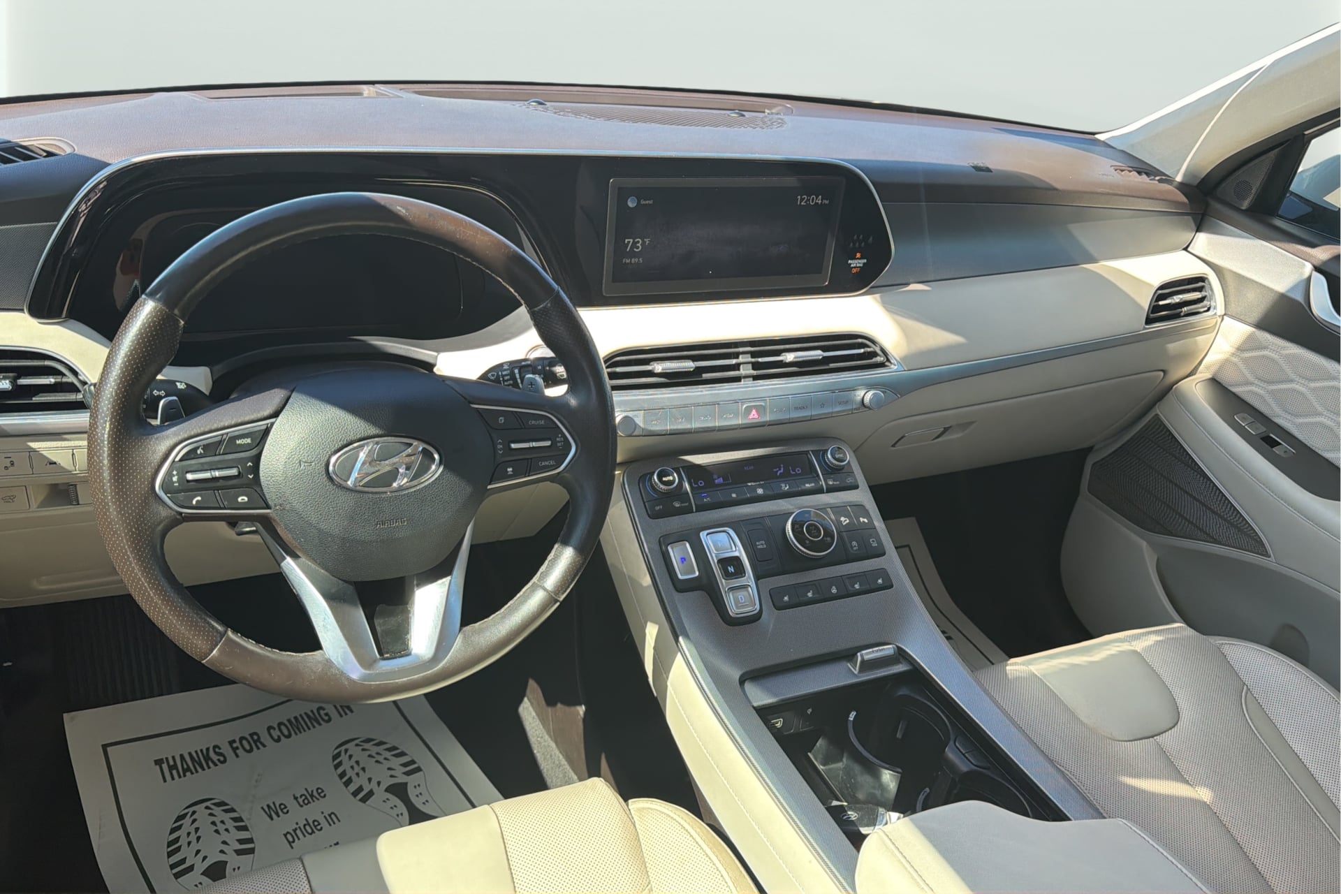Photo 14 of this Hyundai Palisade