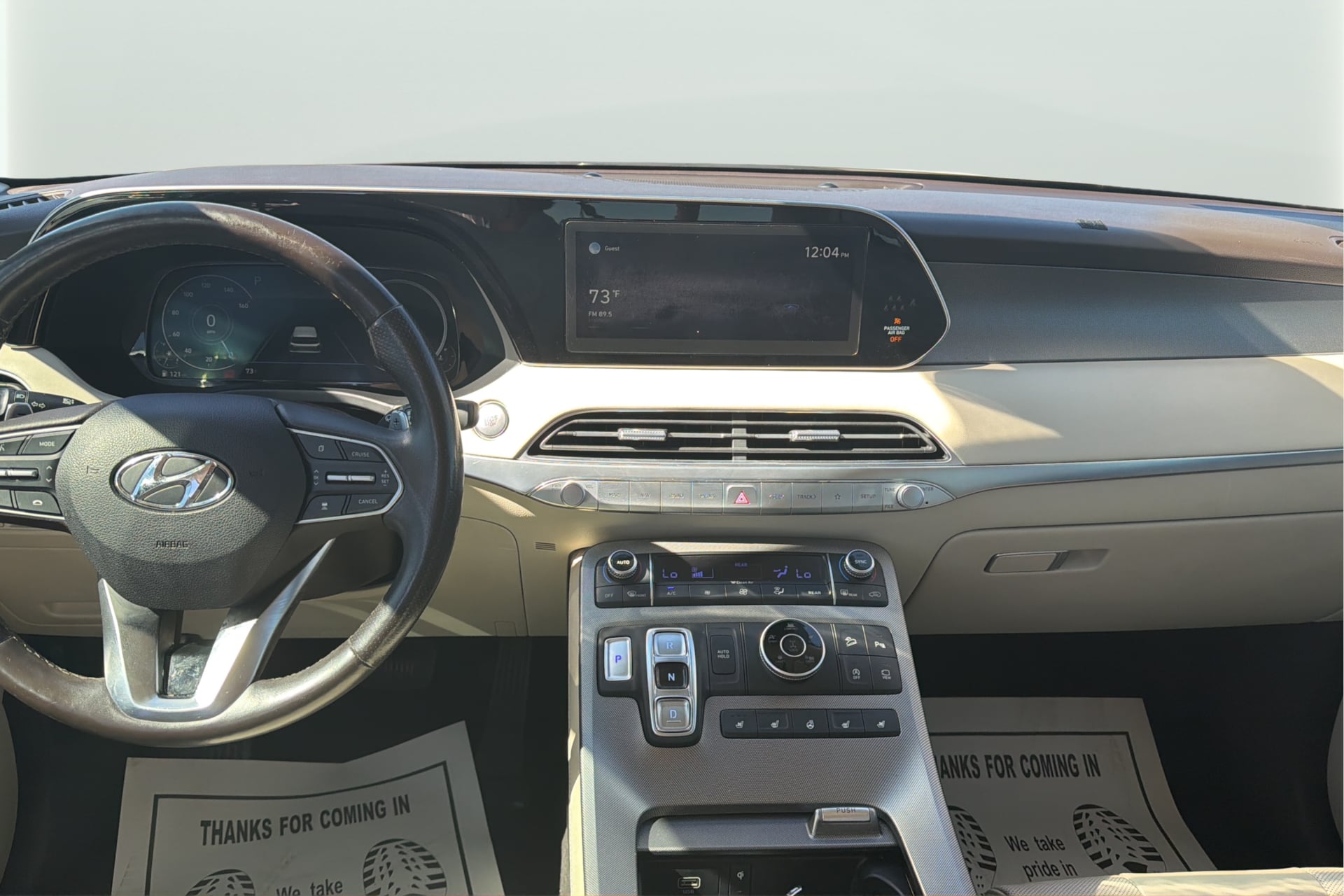 Photo 15 of this Hyundai Palisade